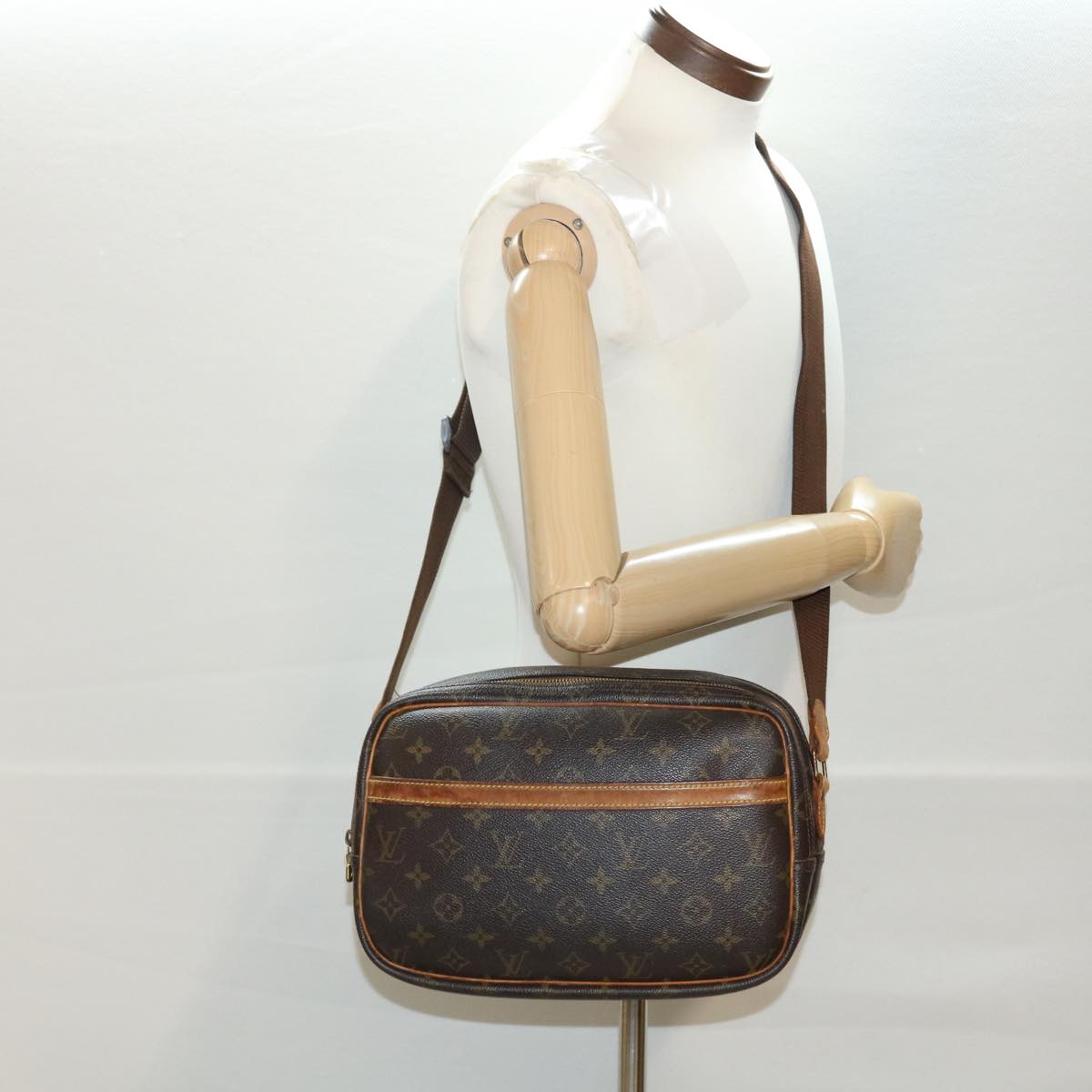 LOUIS VUITTON Monogram Reporter PM Shoulder Bag M45254 LV Auth rd4711