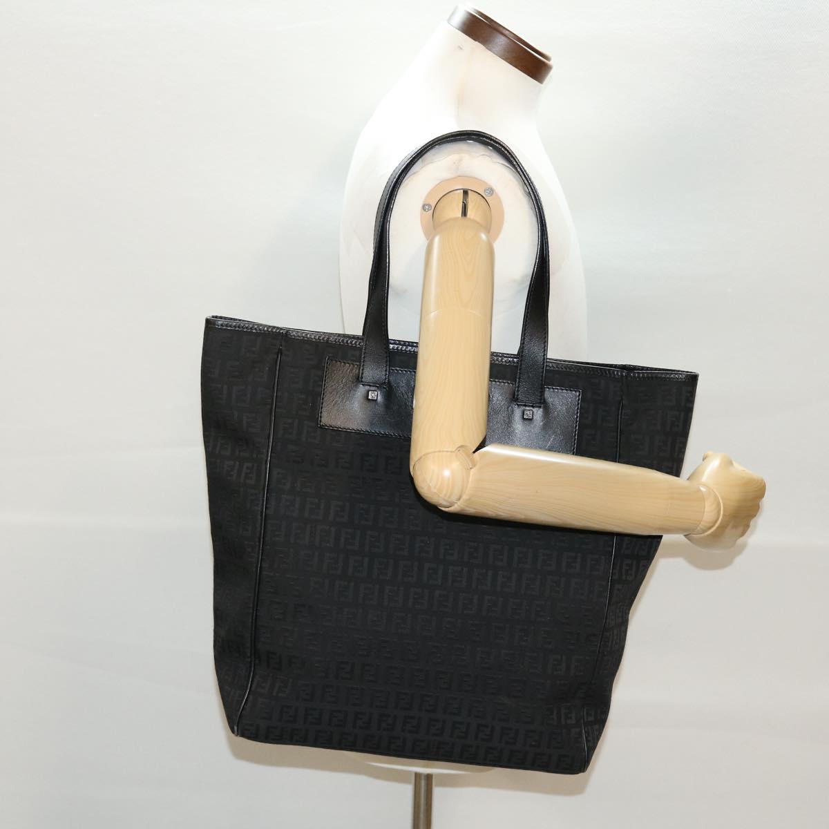 FENDI Zucchino Canvas Tote Bag Black Auth rd5163