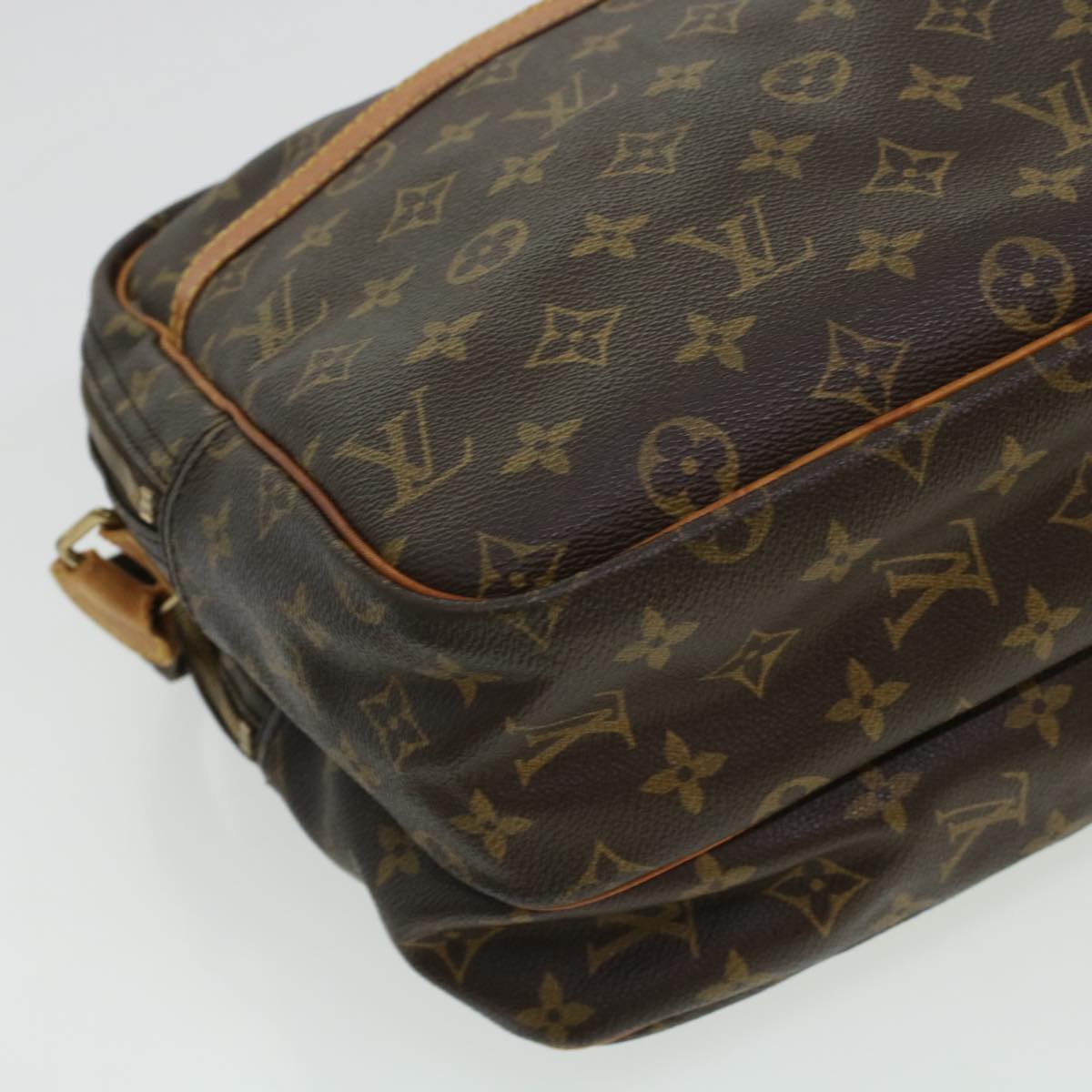 LOUIS VUITTON Monogram Reporter GM Shoulder Bag M45252 LV Auth rd5275