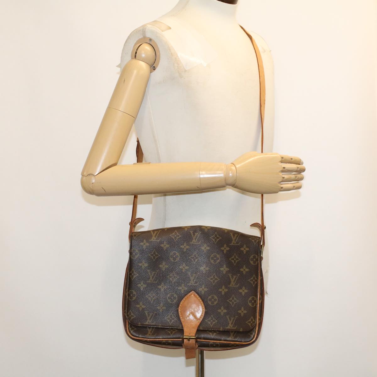 LOUIS VUITTON Monogram Cartouchiere MM Shoulder Bag M51253 LV Auth rd5290