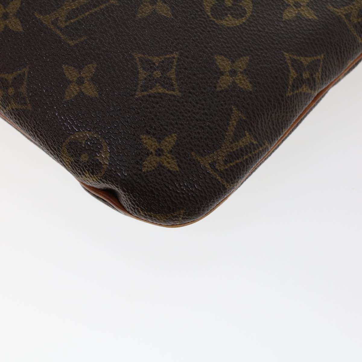 LOUIS VUITTON Monogram Pochette Bosphore Shoulder Bag M40044 LV Auth rd5299