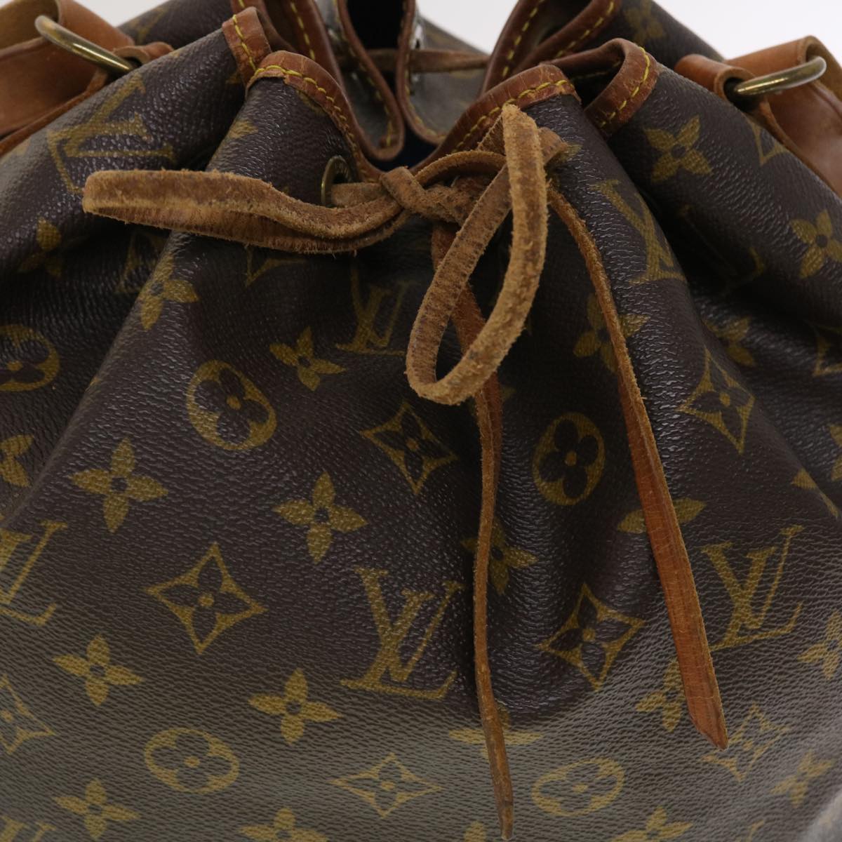 LOUIS VUITTON Monogram Petit Noe Shoulder Bag M42226 LV Auth rd5333