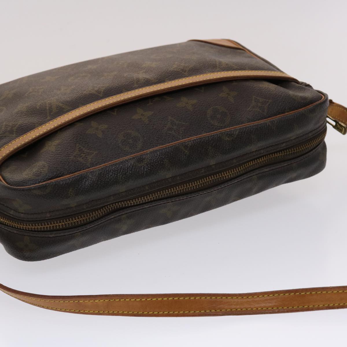 LOUIS VUITTON Monogram Trocadero 30 Shoulder Bag M51272 LV Auth rd5530