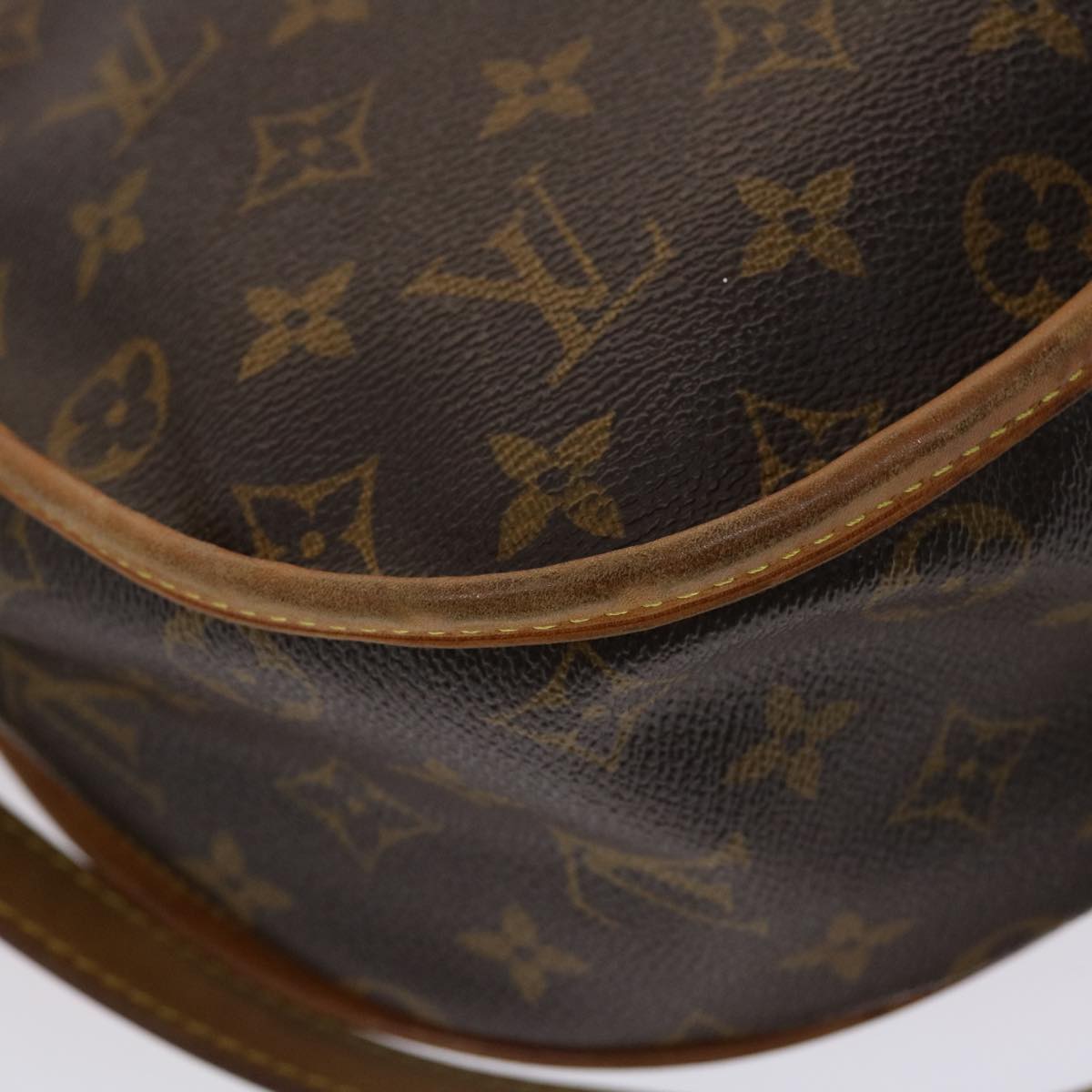 LOUIS VUITTON Monogram Menilmontant MM Shoulder Bag M40473 LV Auth rd5547