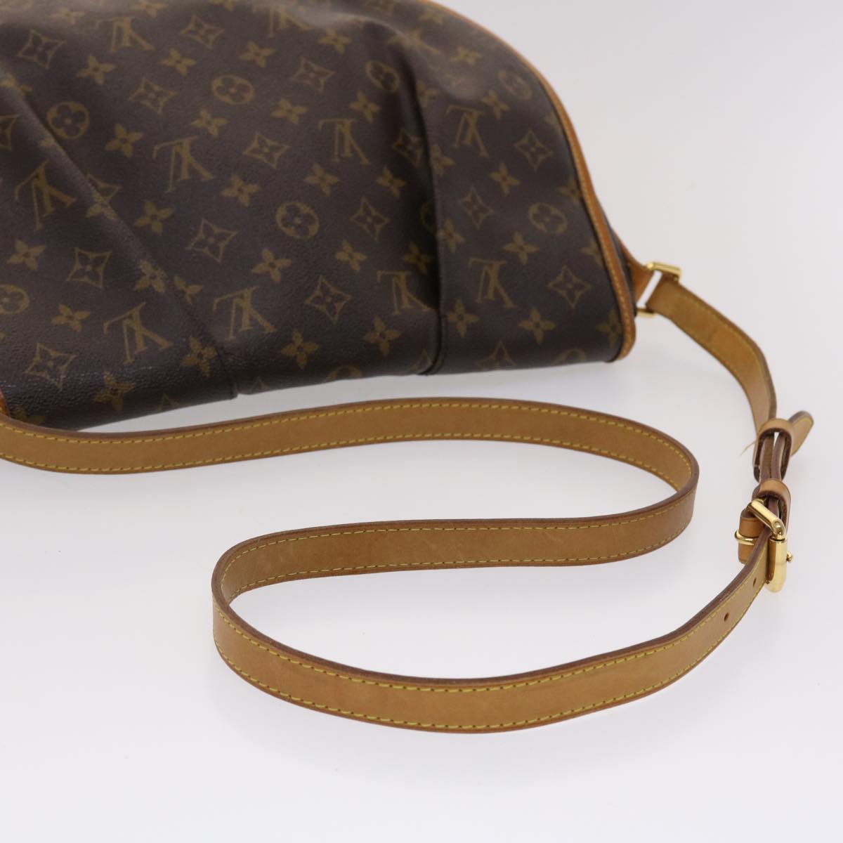 LOUIS VUITTON Monogram Menilmontant MM Shoulder Bag M40473 LV Auth rd5547