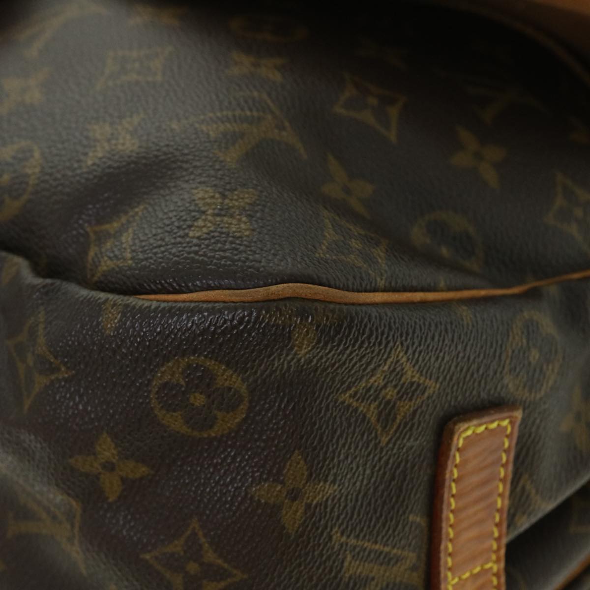 LOUIS VUITTON Monogram Saumur 35 Shoulder Bag M42254 LV Auth rd5669