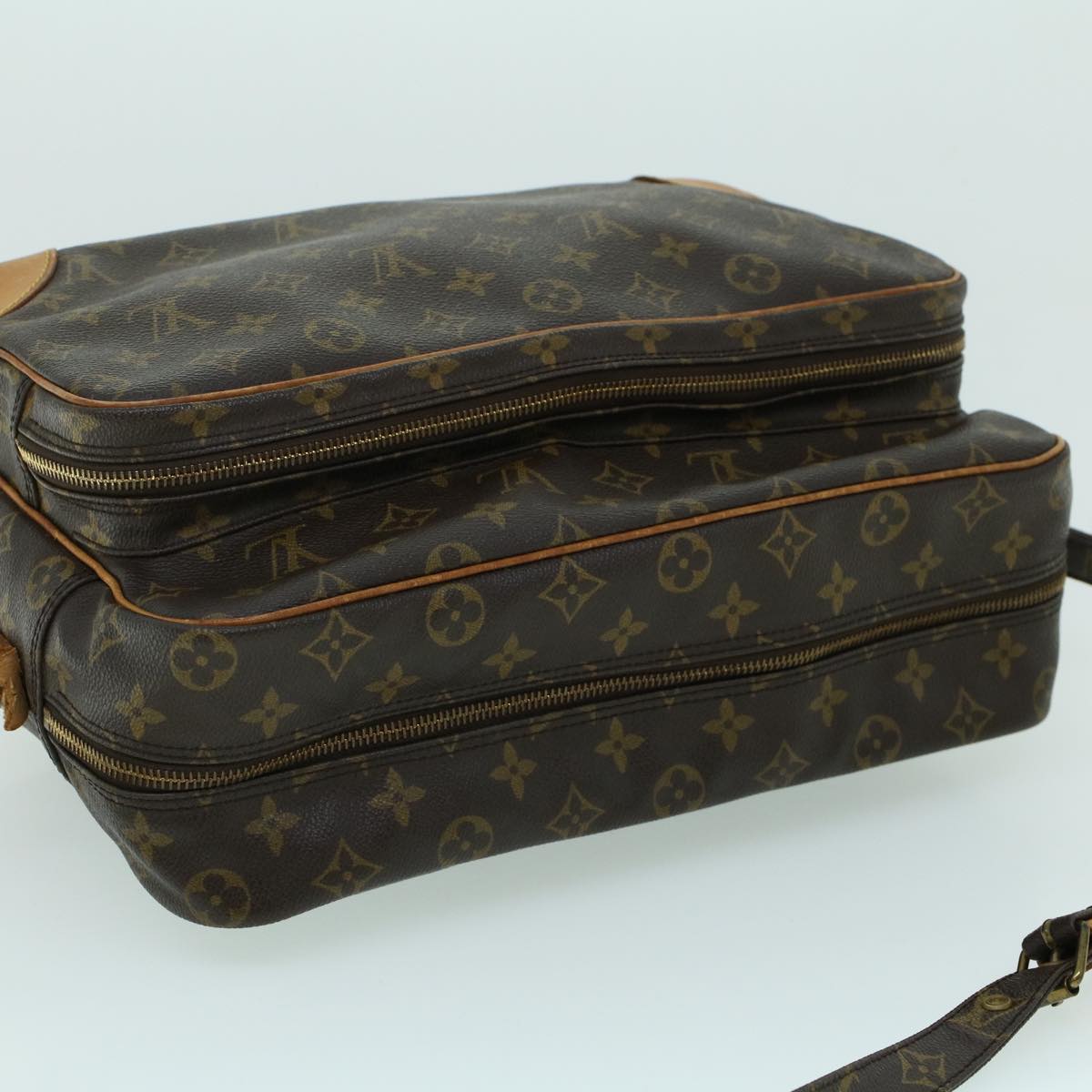 LOUIS VUITTON Monogram Nile GM Shoulder Bag M45242 LV Auth rd5784