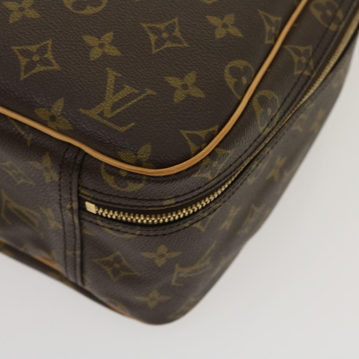 LOUIS VUITTON Monogram Excursion Hand Bag M41450 LV Auth ro329