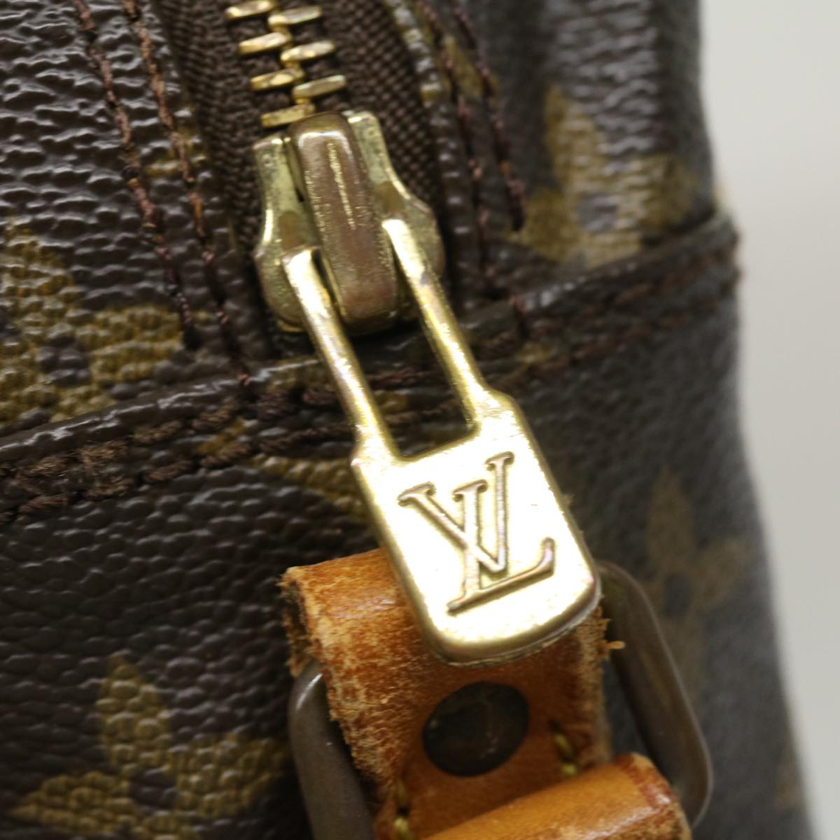 LOUIS VUITTON Monogram Trocadero 30 Shoulder Bag M51272 LV Auth ro345