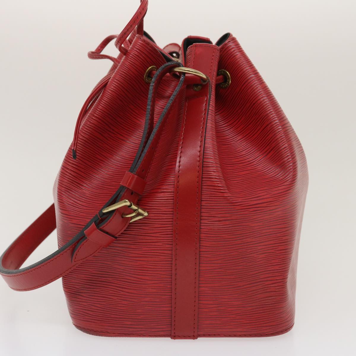 LOUIS VUITTON Epi Petit Noe Shoulder Bag Red M44107 LV Auth ro354