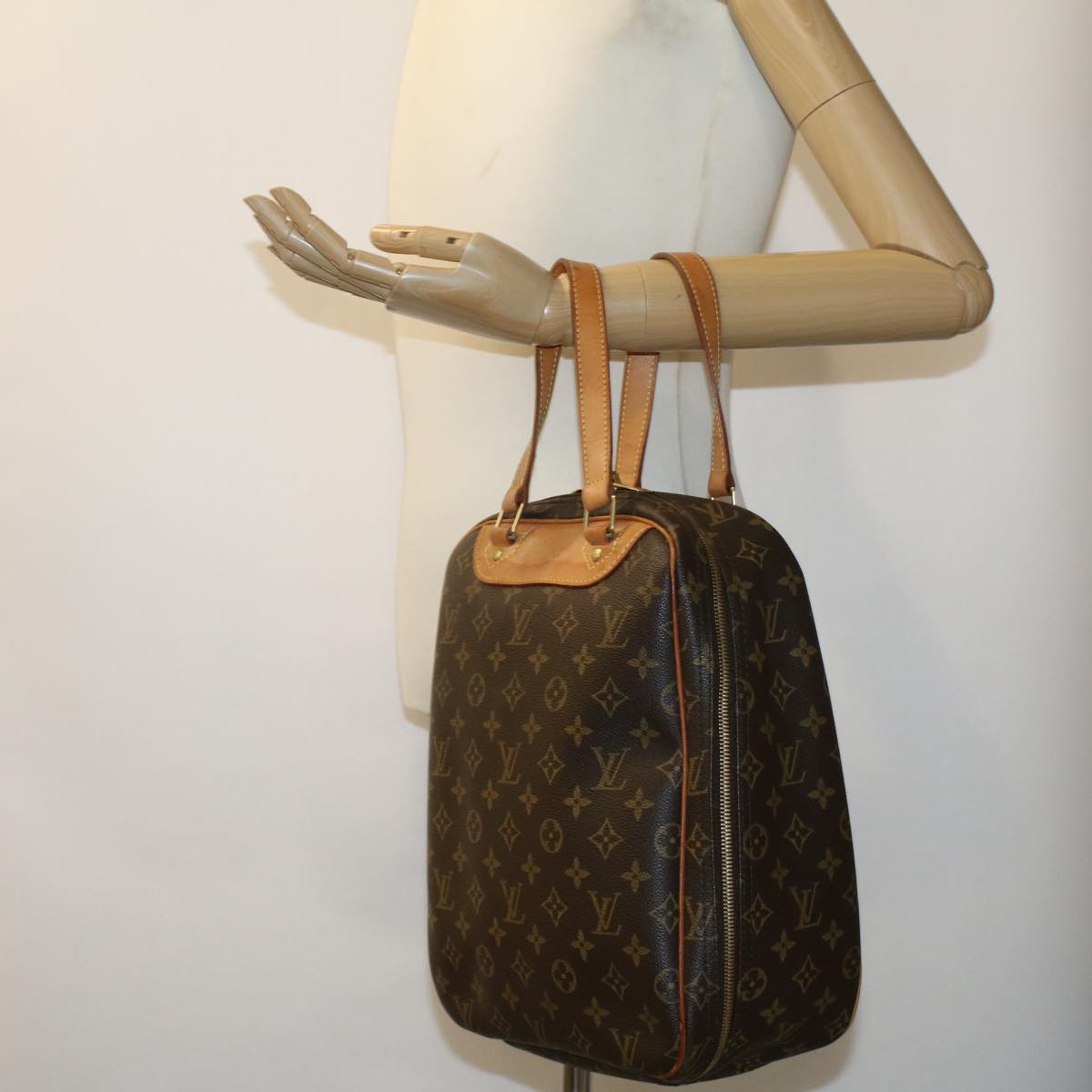 LOUIS VUITTON Monogram Excursion Hand Bag M41450 LV Auth ro571