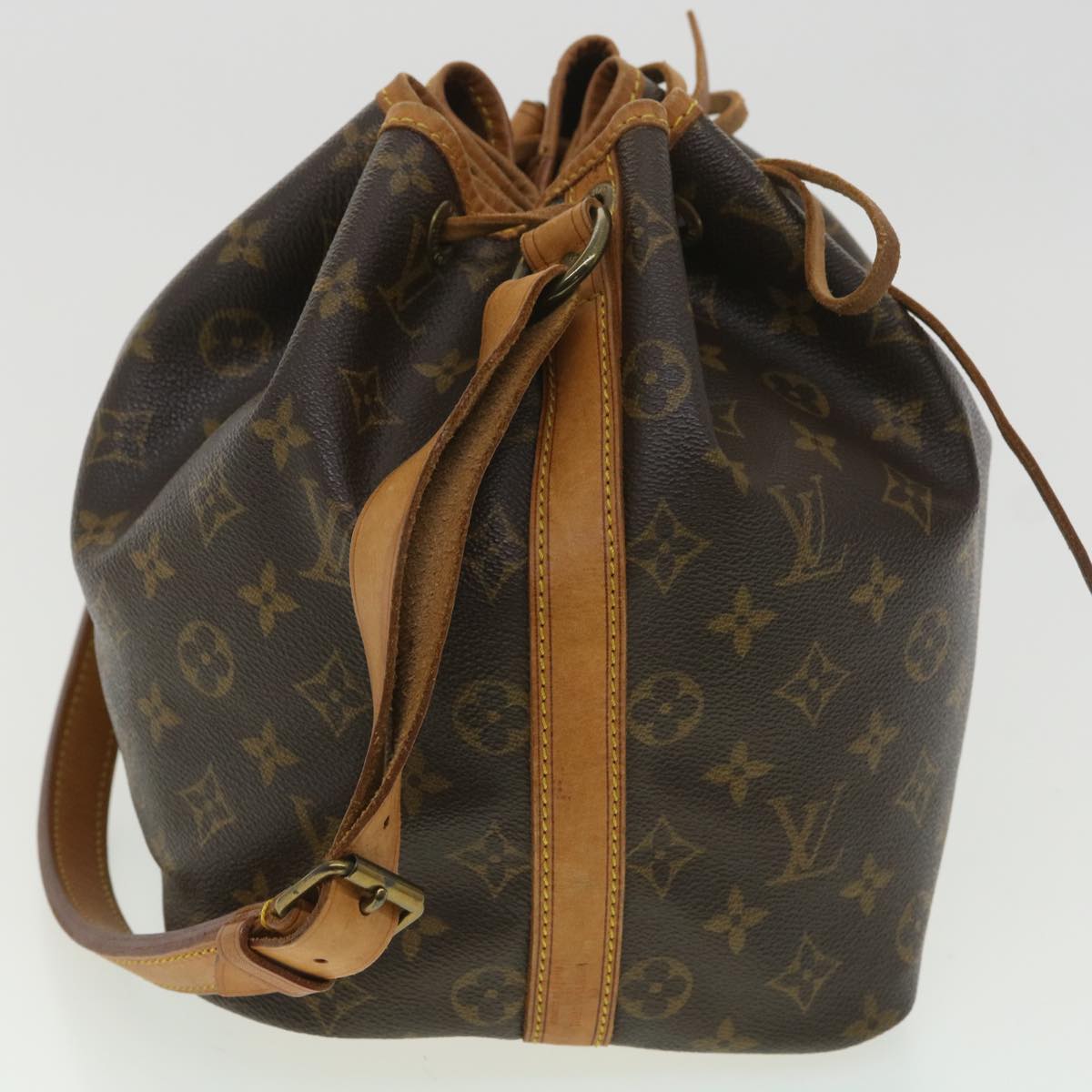 LOUIS VUITTON Monogram Petit Noe Shoulder Bag M42226 LV Auth ro798