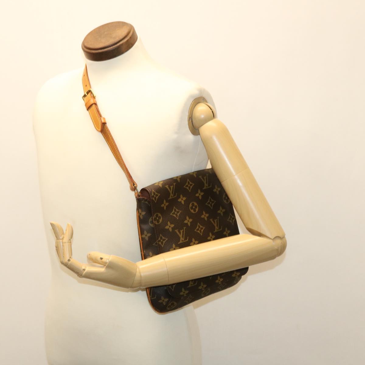 LOUIS VUITTON Monogram Musette Salsa Short Shoulder Bag M51258 LV Auth ro817