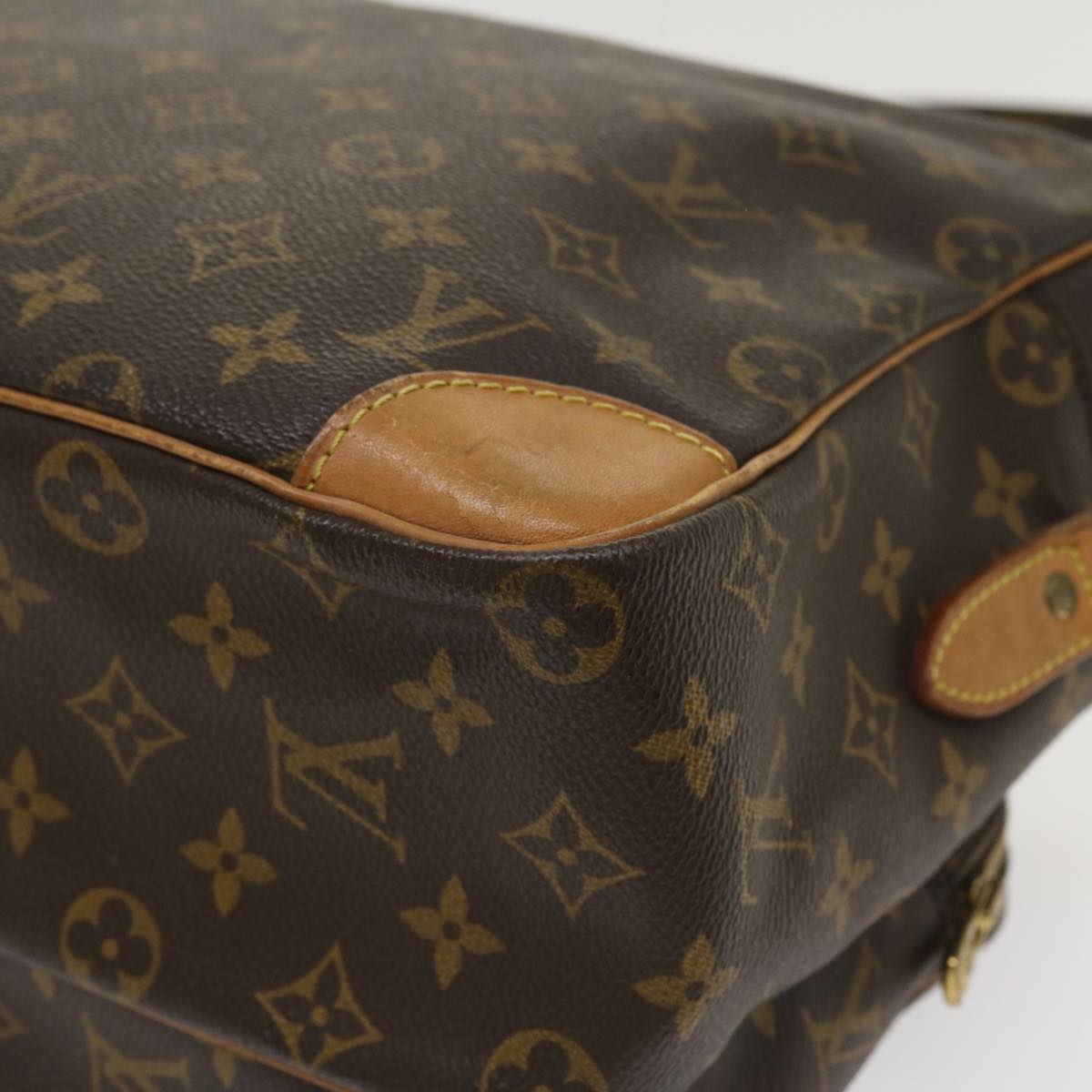 LOUIS VUITTON Monogram Nile GM Shoulder Bag M45242 LV Auth ro838