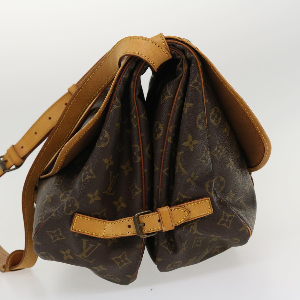 LOUIS VUITTON Monogram Saumur 35 Shoulder Bag M42254 LV Auth ro844