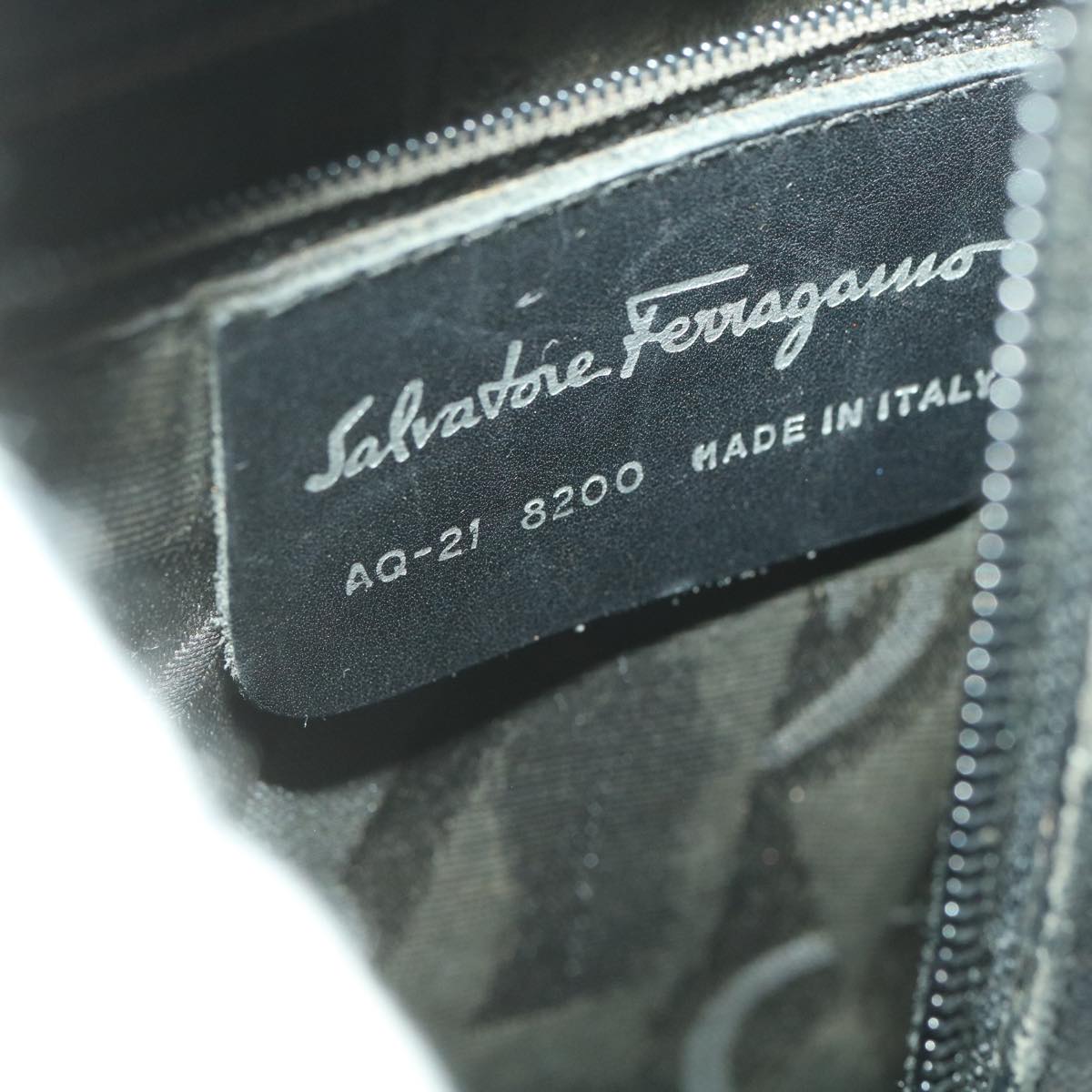 Salvatore Ferragamo Shoulder Bag Leather Black AQ-21 8200 Auth ro934