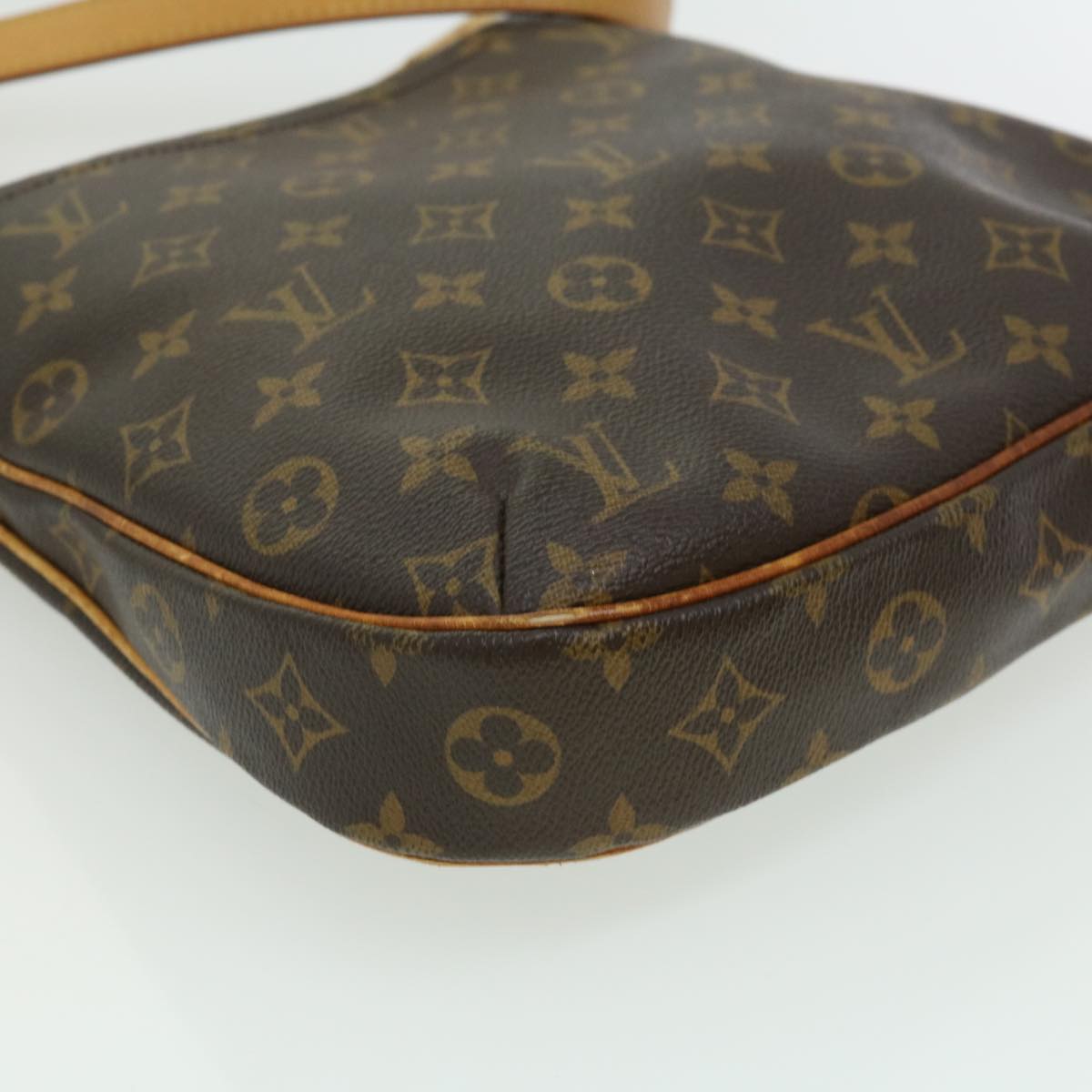 LOUIS VUITTON Monogram Odeon PM Shoulder Bag M56390 LV Auth rt055