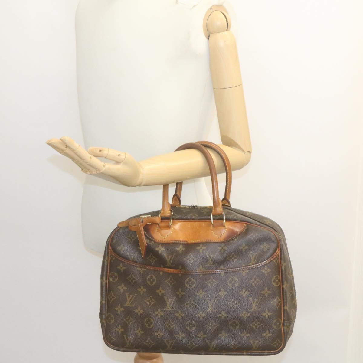 LOUIS VUITTON Monogram Deauville Hand Bag M47270 LV Auth rz079