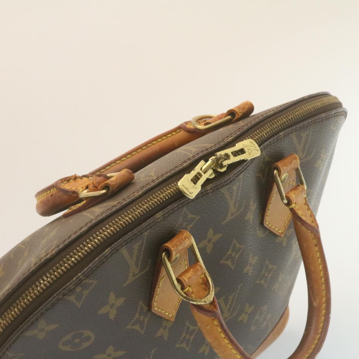 LOUIS VUITTON Monogram Alma Hand Bag M51130 LV Auth rz124