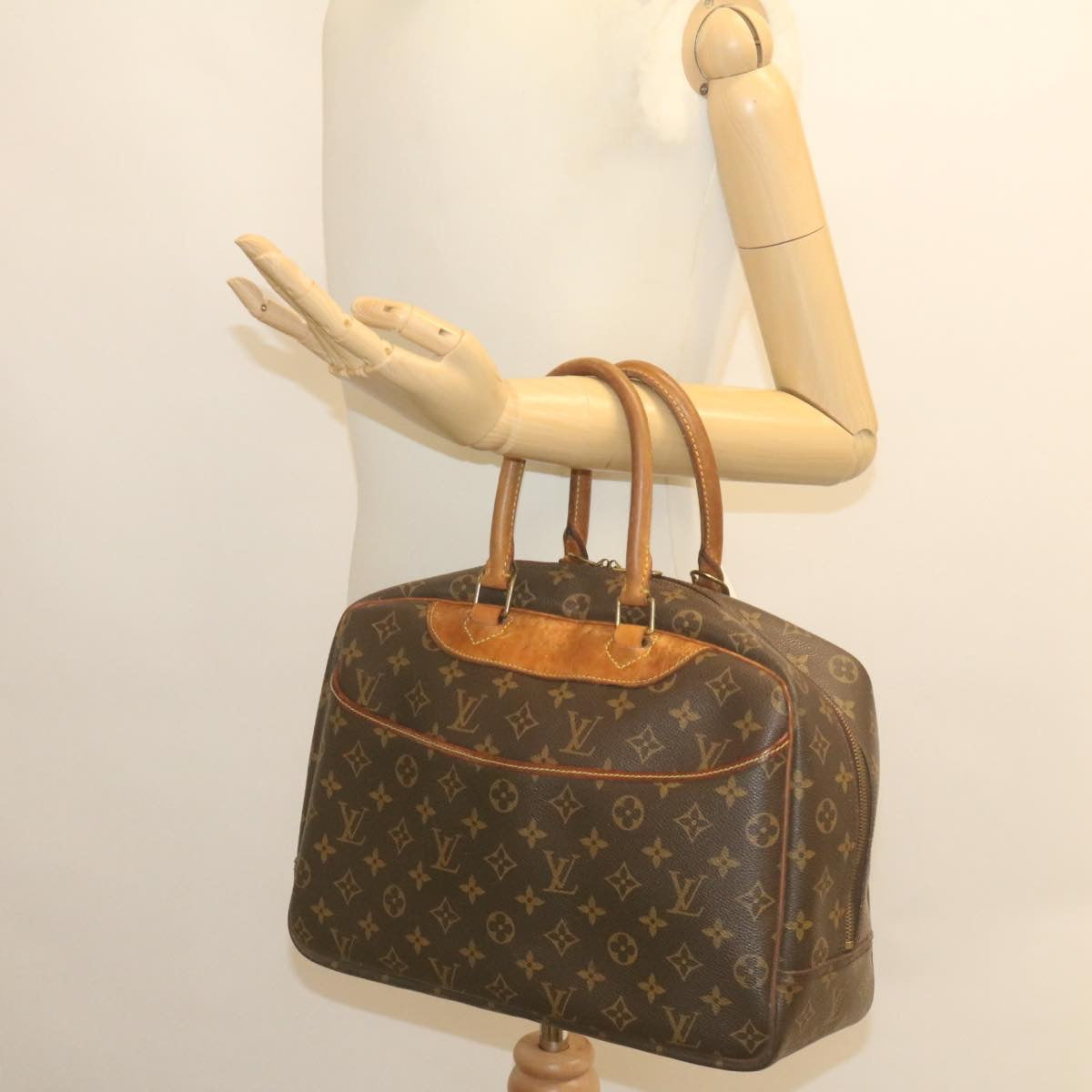 LOUIS VUITTON Monogram Deauville Hand Bag M47270 LV Auth rz136