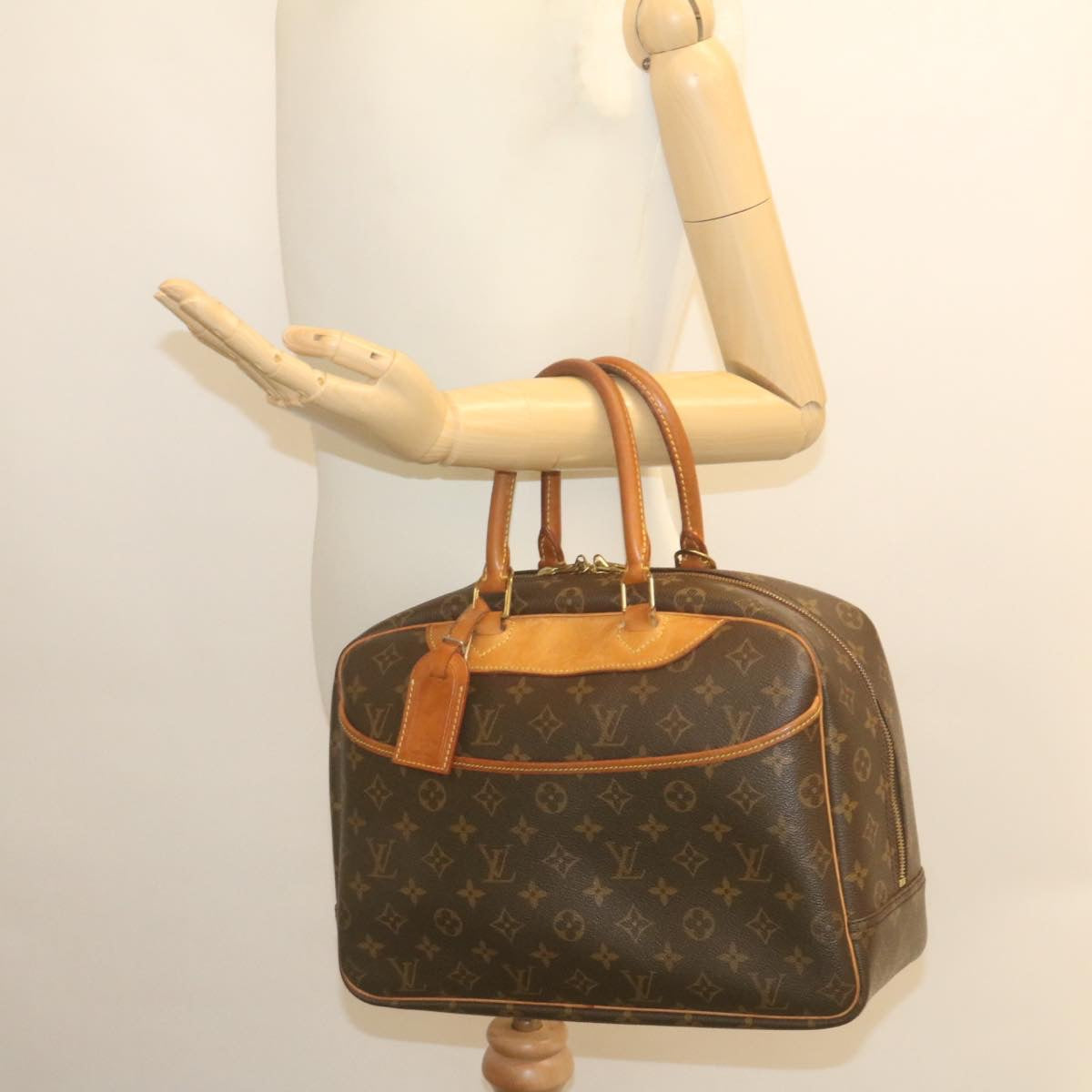 LOUIS VUITTON Monogram Deauville Hand Bag M47270 LV Auth rz138