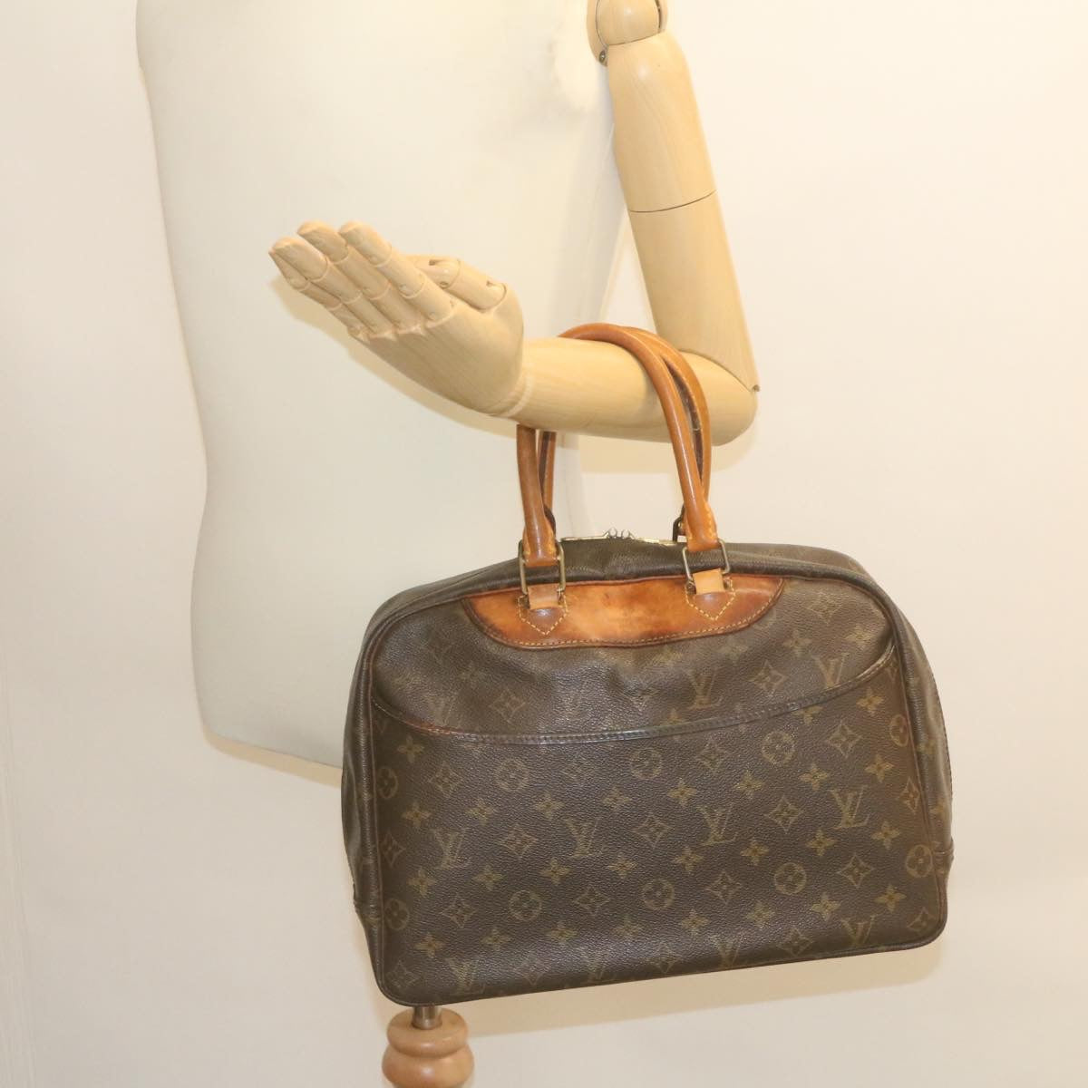 LOUIS VUITTON Monogram Deauville Hand Bag M47270 LV Auth rz174