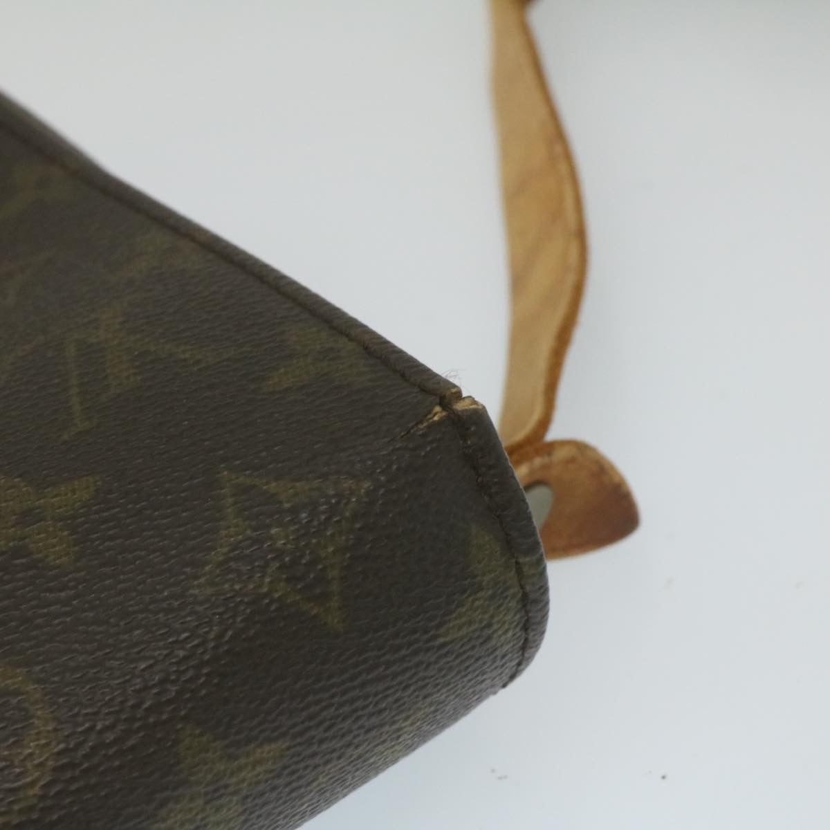 LOUIS VUITTON Monogram Cartouchiere MM Shoulder Bag M51253 LV Auth rz187