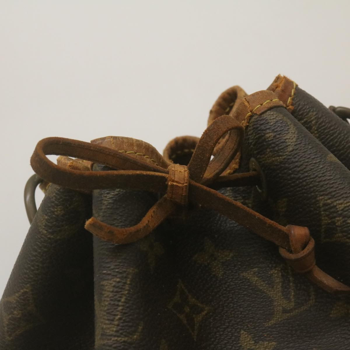 LOUIS VUITTON Monogram Noe Shoulder Bag M42224 LV Auth rz195