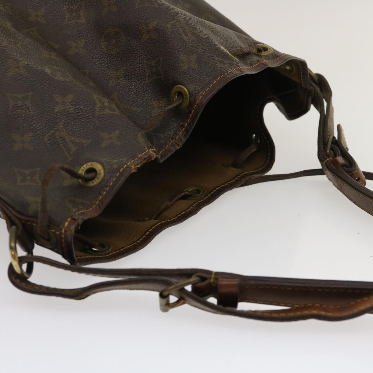 LOUIS VUITTON Monogram Noe Shoulder Bag M42224 LV Auth rz323