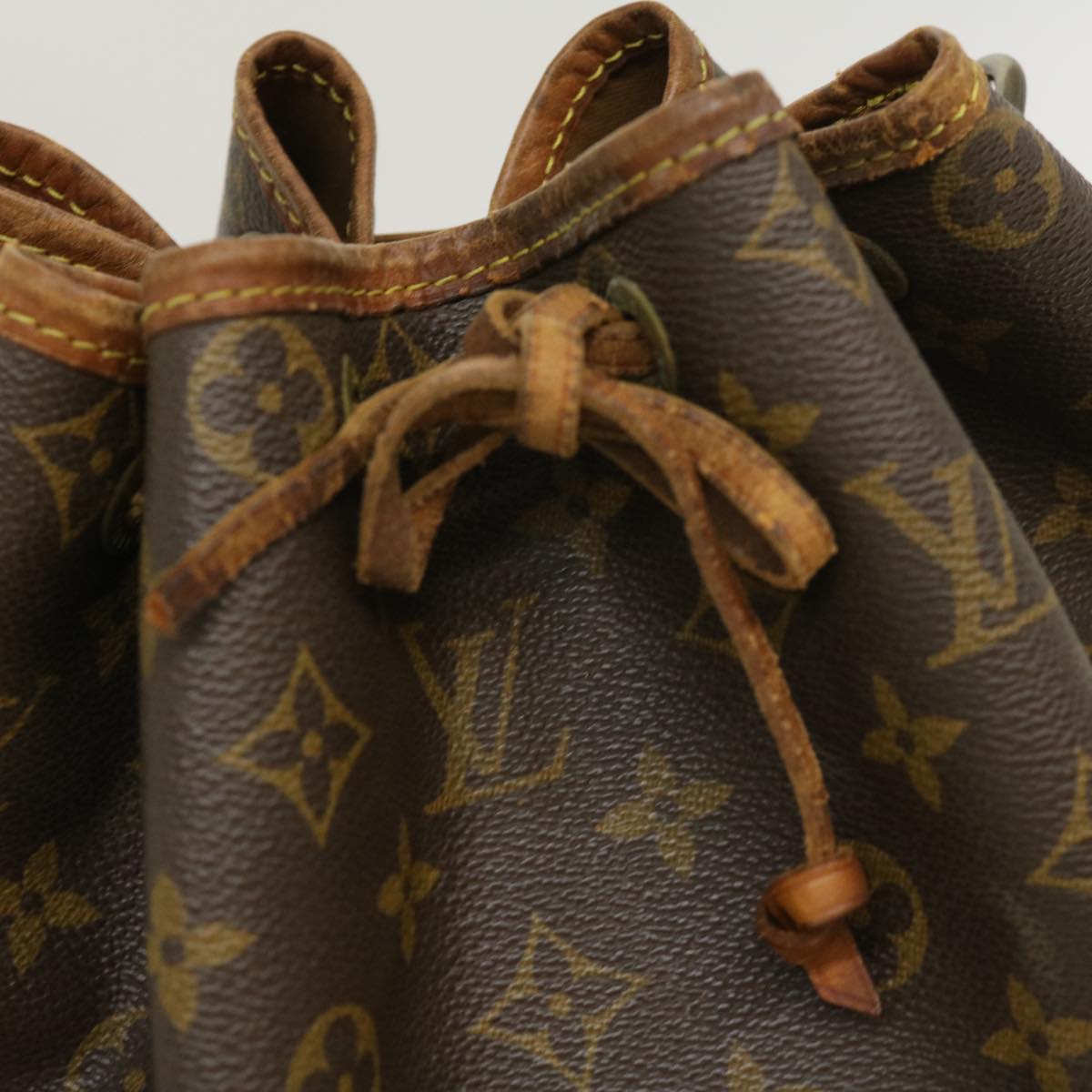 LOUIS VUITTON Monogram Noe Shoulder Bag M42224 LV Auth rz403