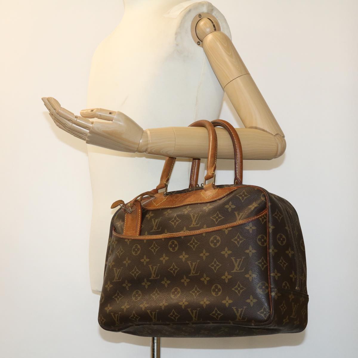 LOUIS VUITTON Monogram Deauville Hand Bag M47270 LV Auth rz432