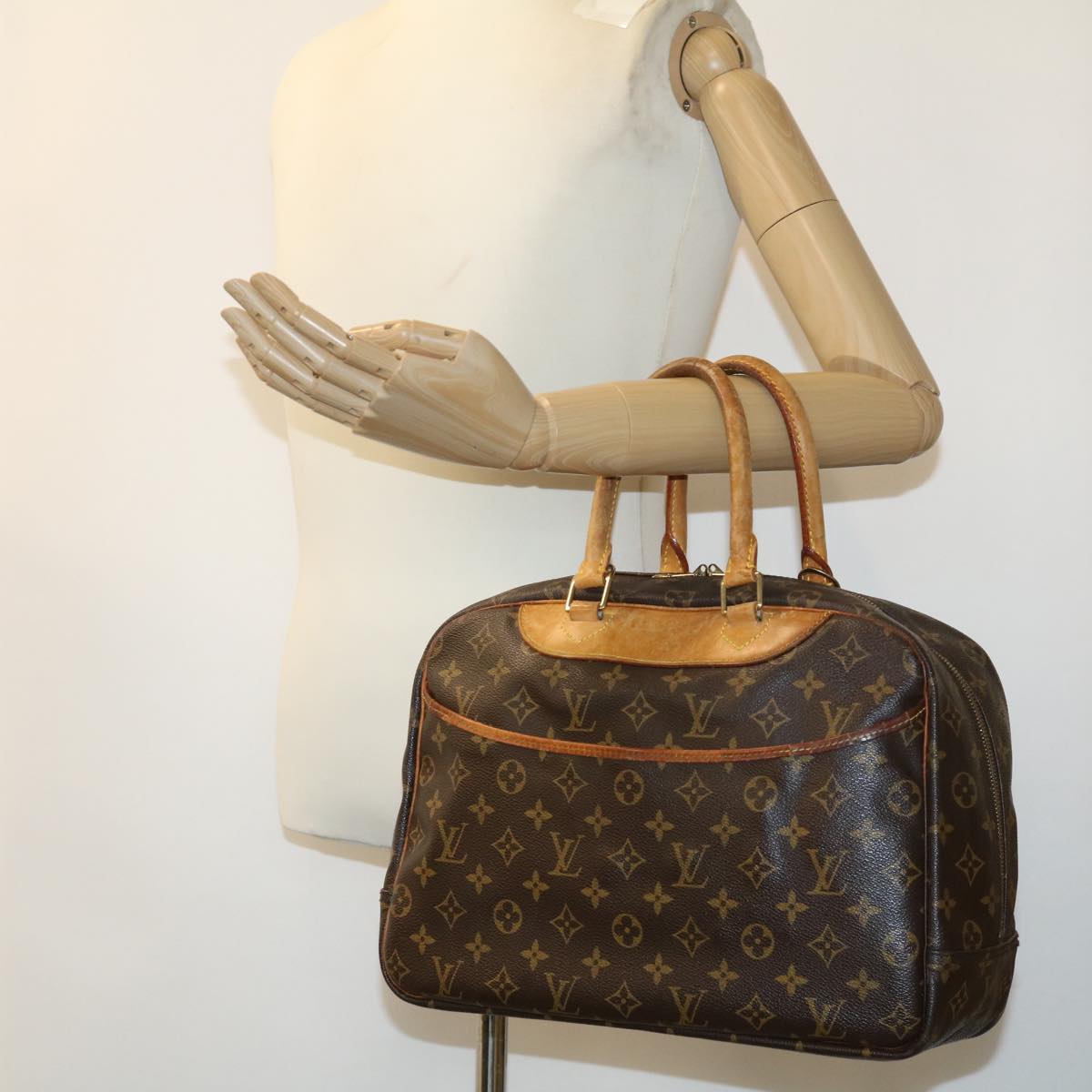 LOUIS VUITTON Monogram Deauville Hand Bag M47270 LV Auth rz519