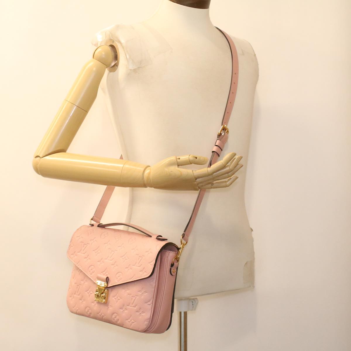 LOUIS VUITTON Empreinte Pochette Metis MM Hand Bag 2way Pink M44018 LV Auth S106