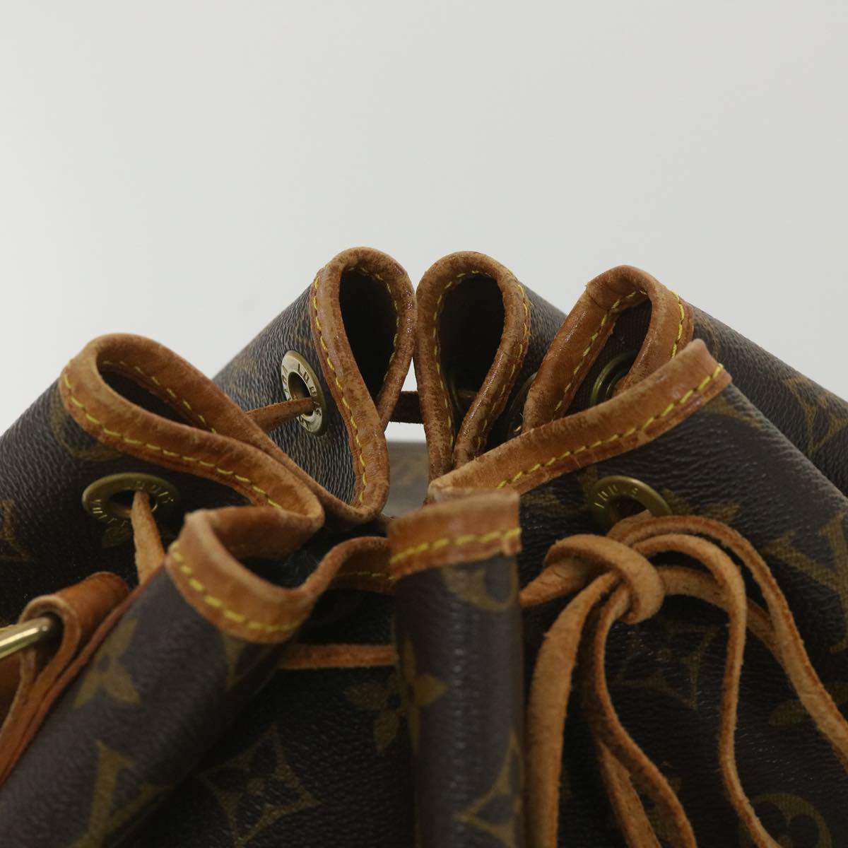 LOUIS VUITTON Monogram Noe Shoulder Bag M42224 LV Auth S183