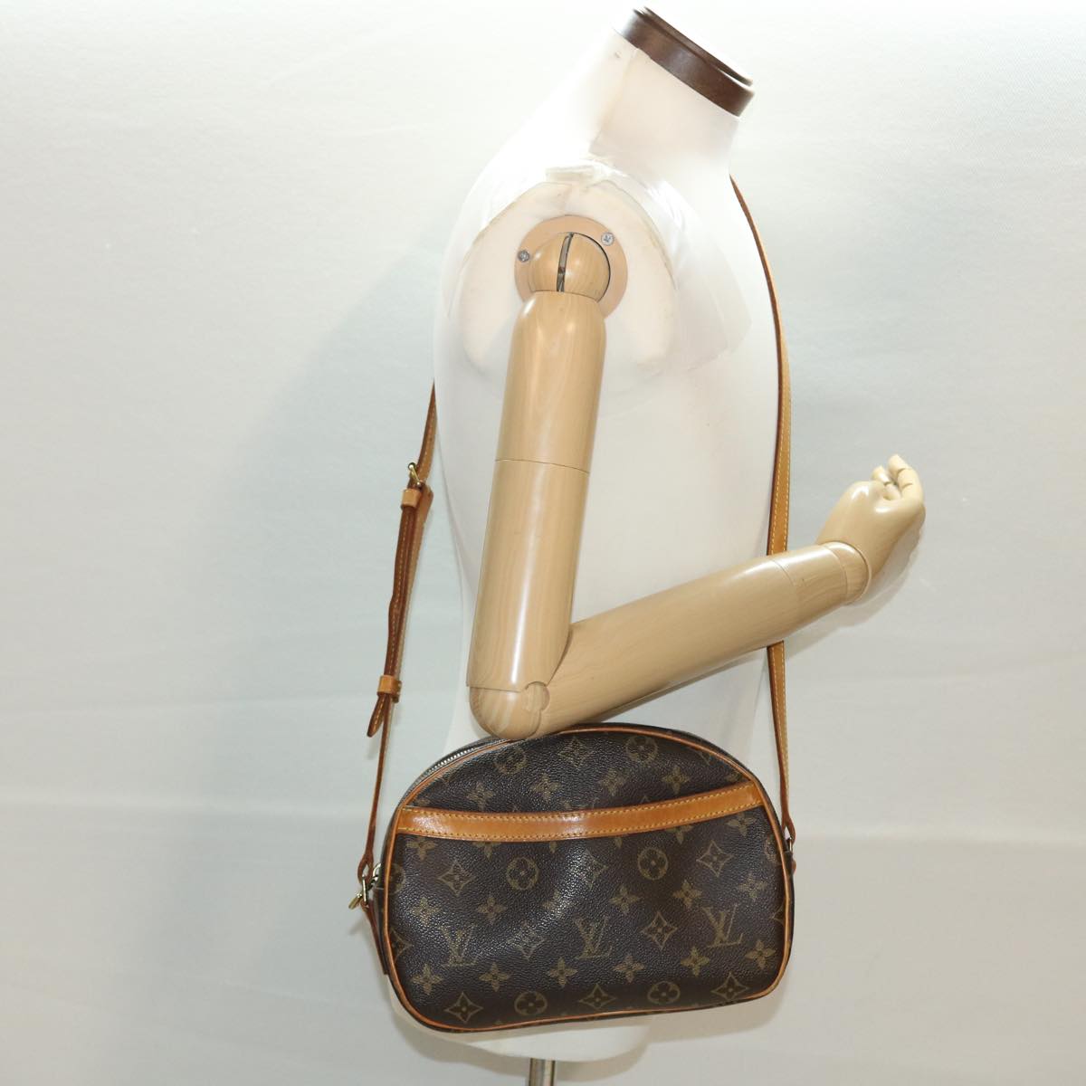 LOUIS VUITTON Monogram Blois Shoulder Bag M51221 LV Auth S313