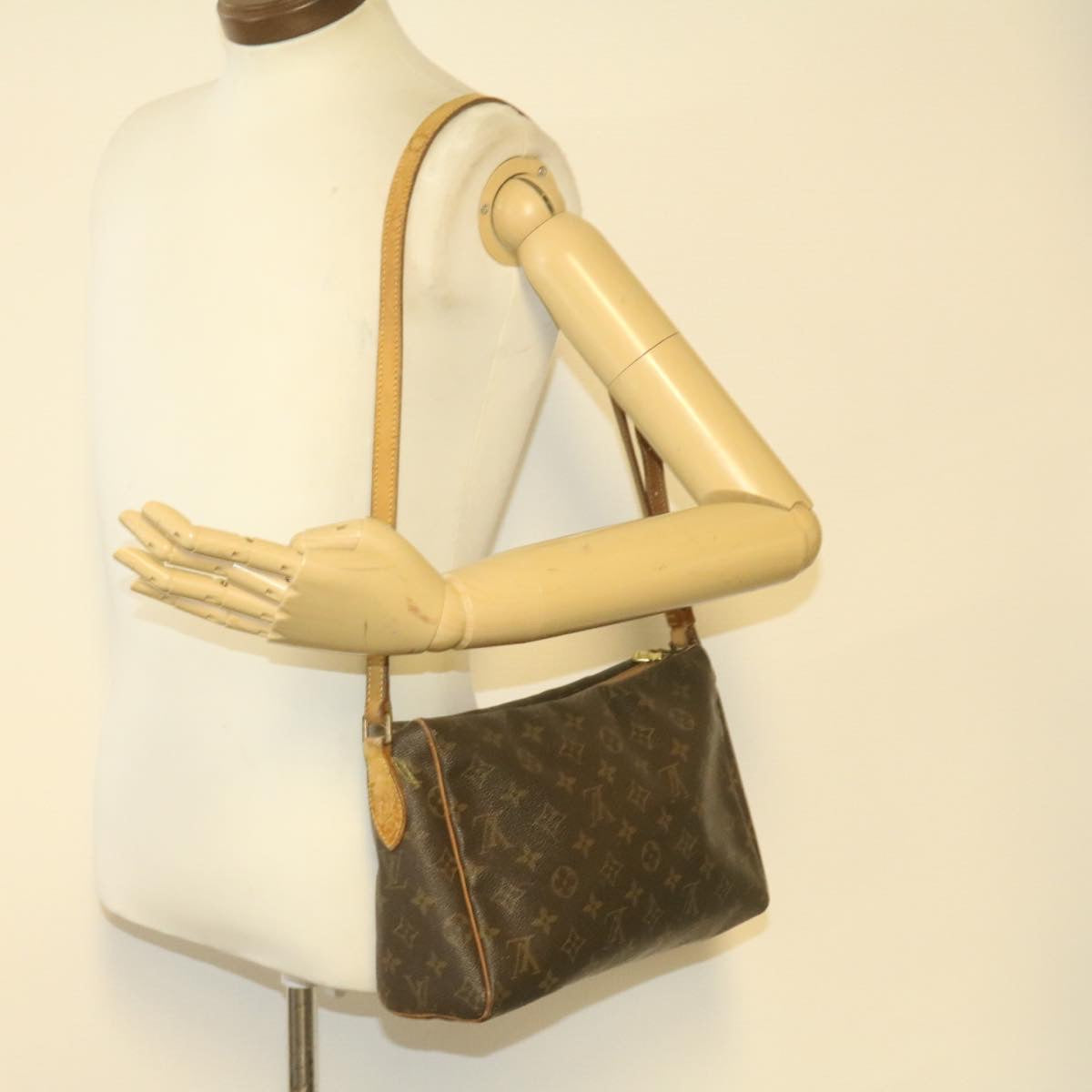 LOUIS VUITTON Monogram Tulle Lee Shoulder Bag M51348 LV Auth sy146