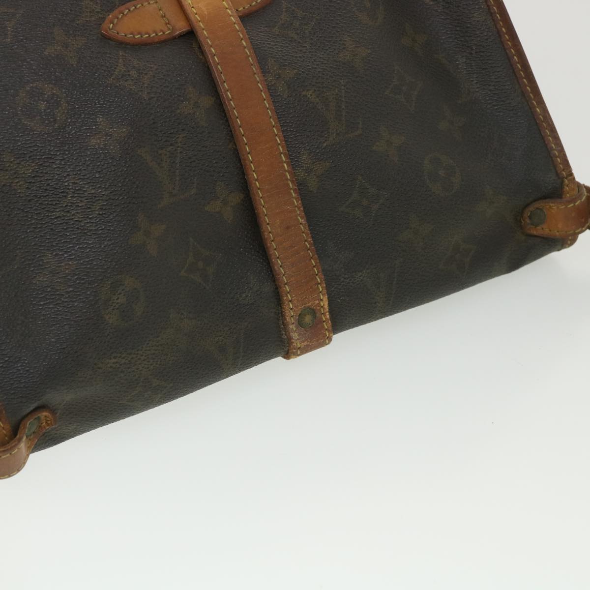 LOUIS VUITTON Monogram Saumur 30 Shoulder Bag M42256 LV Auth tb559