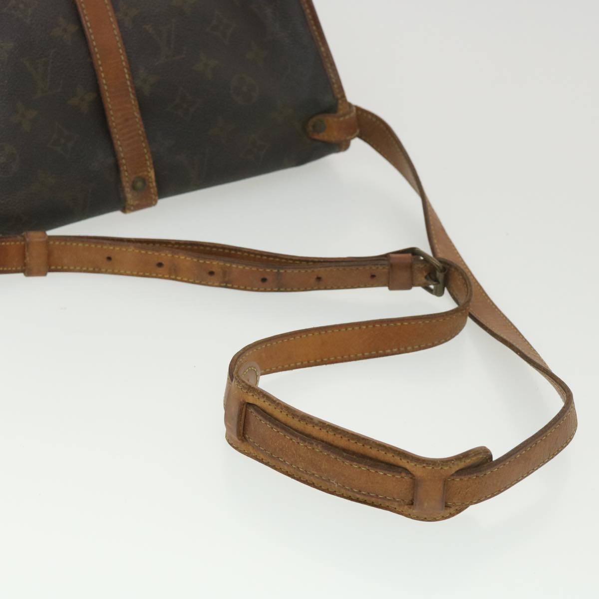 LOUIS VUITTON Monogram Saumur 30 Shoulder Bag M42256 LV Auth tb559