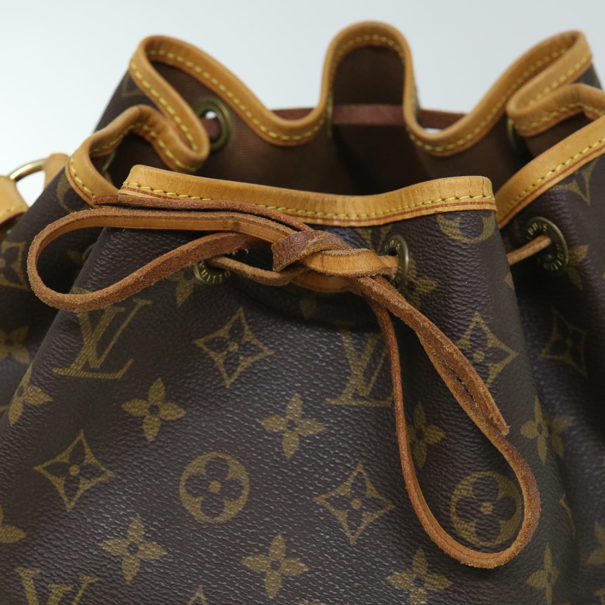 LOUIS VUITTON Monogram Noe Shoulder Bag M42224 LV Auth tb919