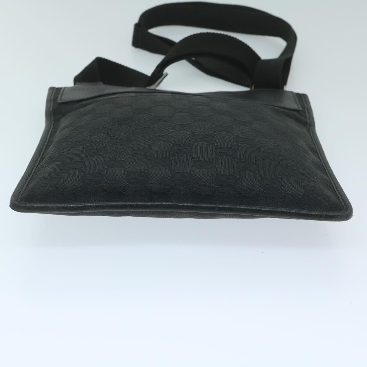 GUCCI GG Canvas Shoulder Bag Black 27639 Auth tb930