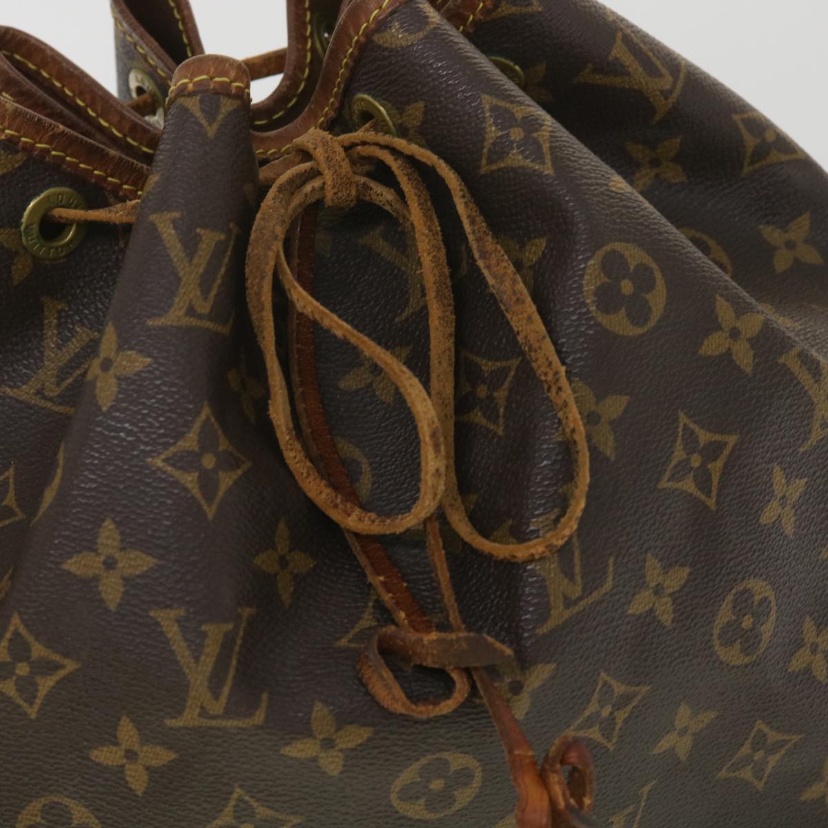 LOUIS VUITTON Monogram Noe Shoulder Bag M42224 LV Auth th1979