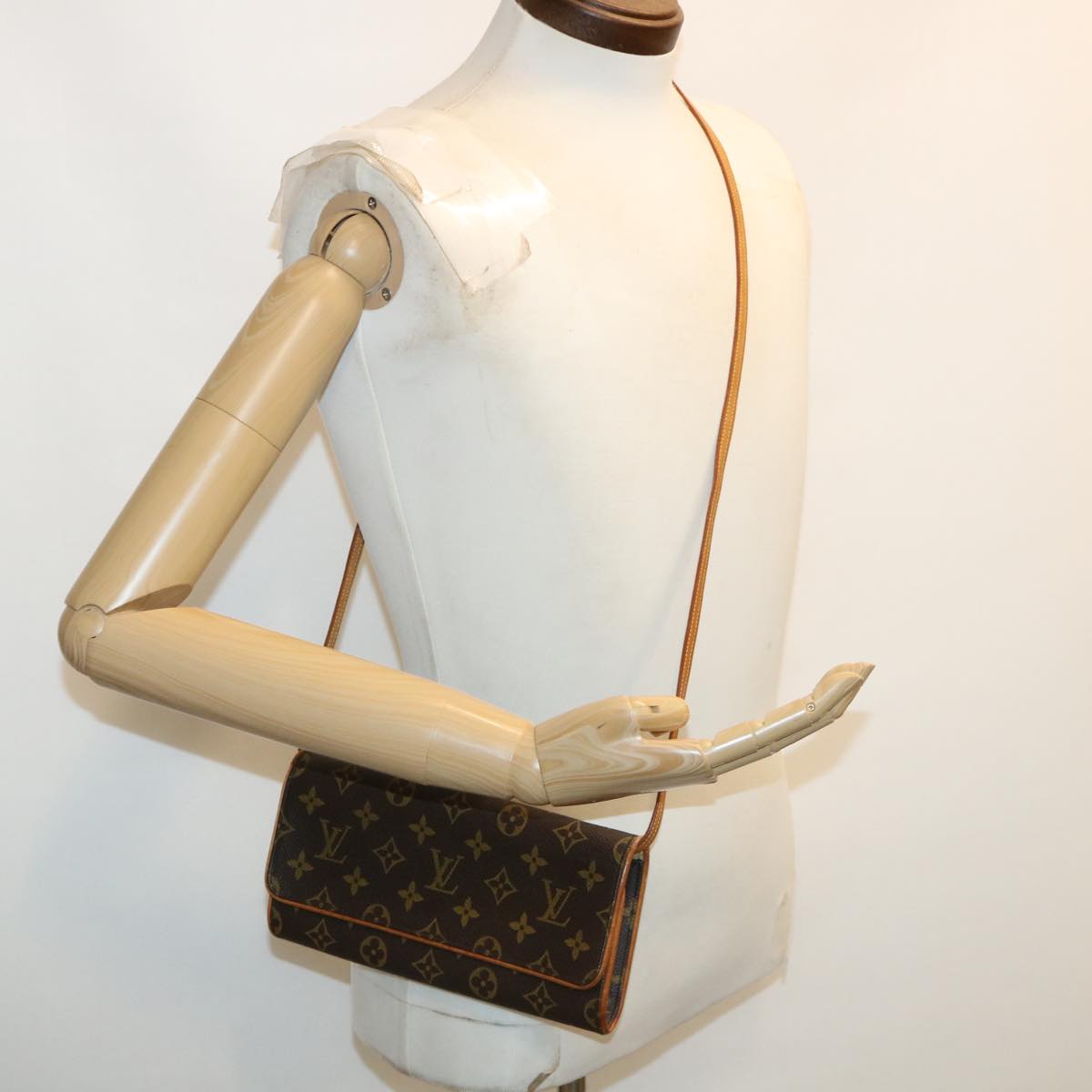 LOUIS VUITTON Monogram Pochette Twin GM Shoulder Bag M51852 LV Auth th2990