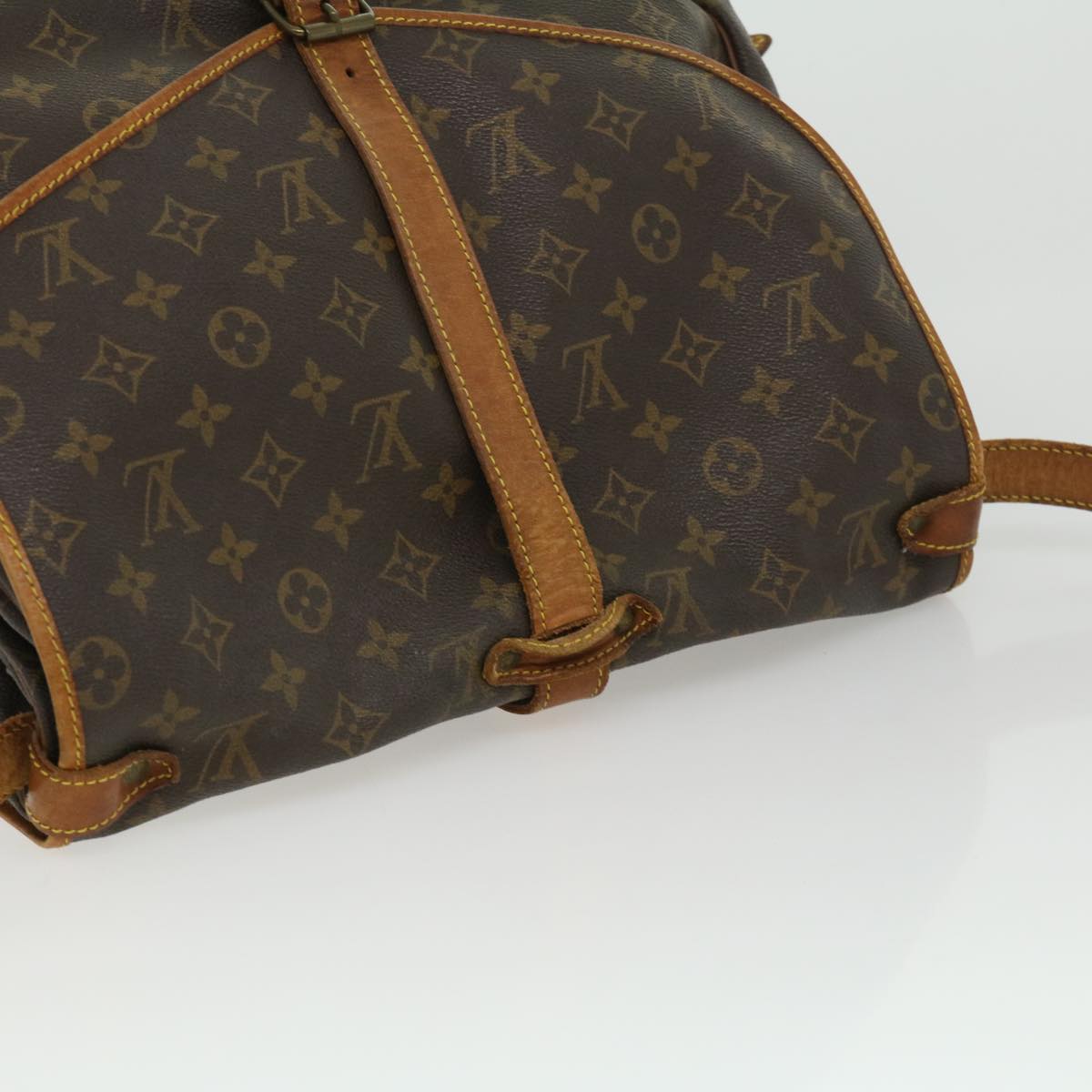 LOUIS VUITTON Monogram Saumur 35 Shoulder Bag M42254 LV Auth th2994