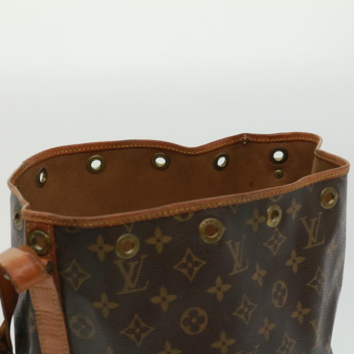 LOUIS VUITTON Monogram Petit Noe Shoulder Bag M42226 LV Auth th3084