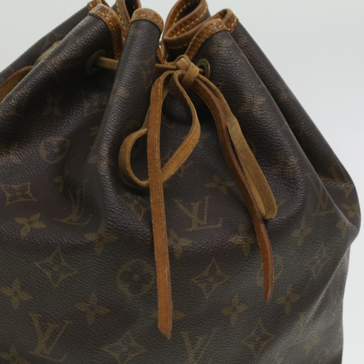 LOUIS VUITTON Monogram Petit Noe Shoulder Bag M42226 LV Auth th3195