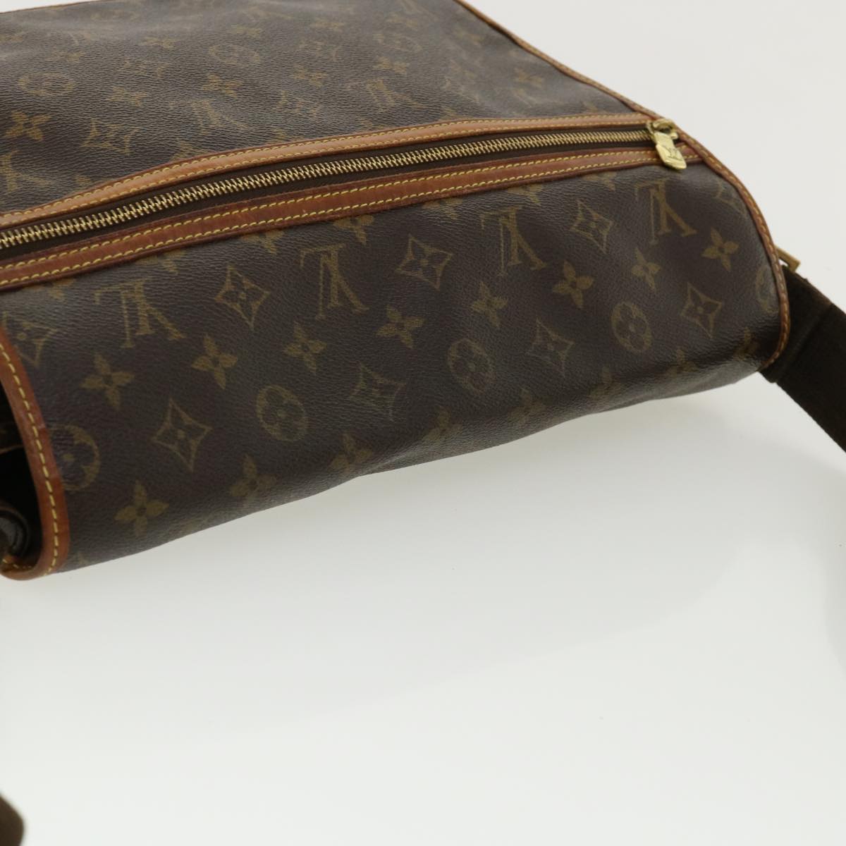 LOUIS VUITTON Monogram Messenger Bosphore GM Shoulder Bag M40105 LV Auth th3197