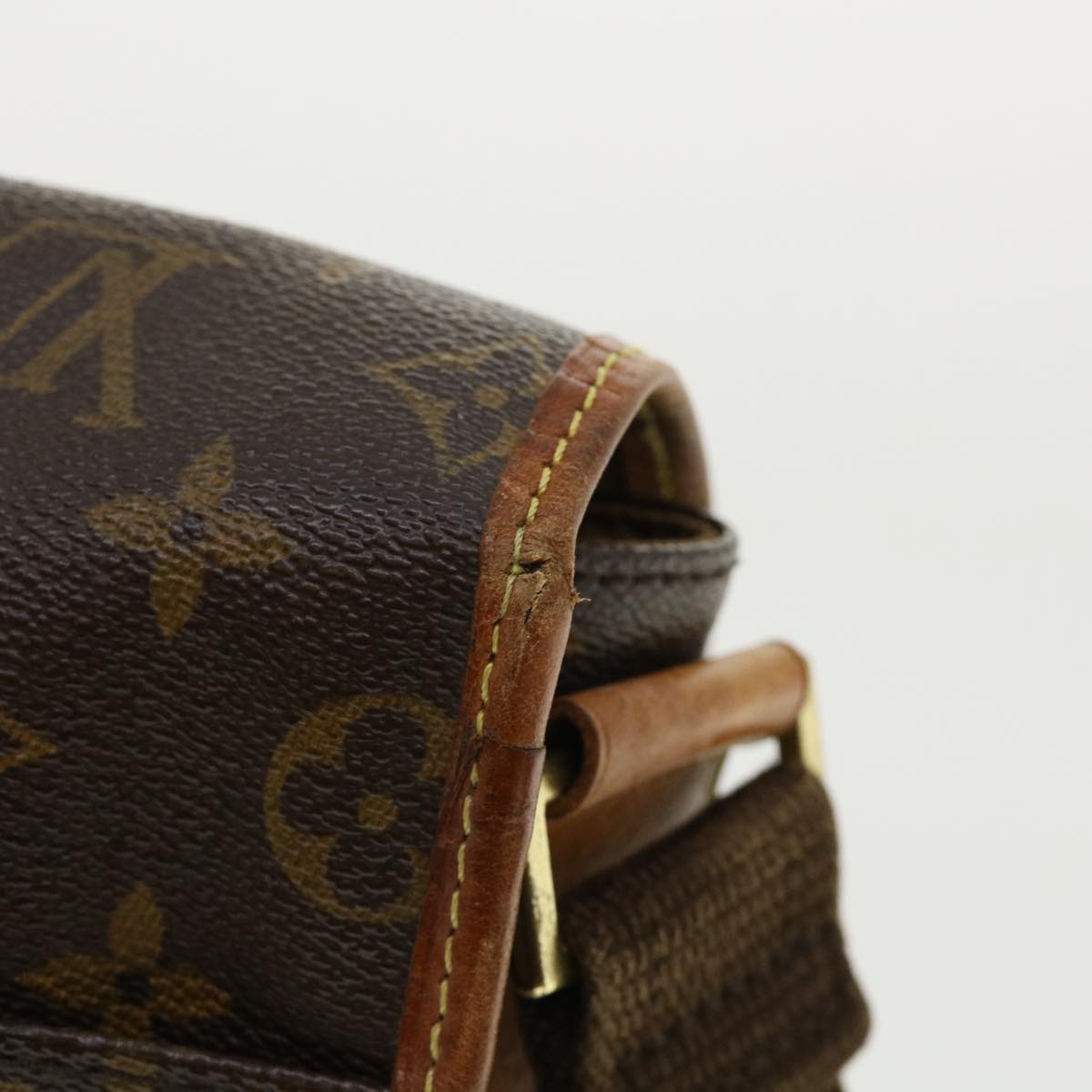 LOUIS VUITTON Monogram Messenger Bosphore GM Shoulder Bag M40105 LV Auth th3197