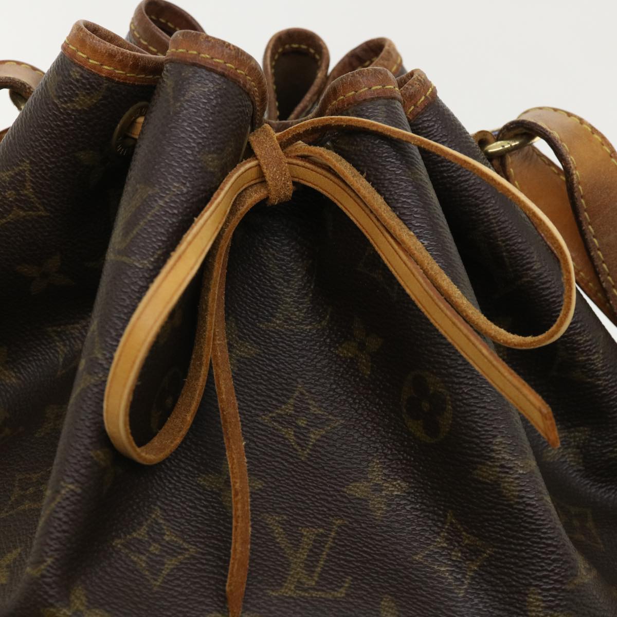 LOUIS VUITTON Monogram Noe Shoulder Bag M42224 LV Auth th3297