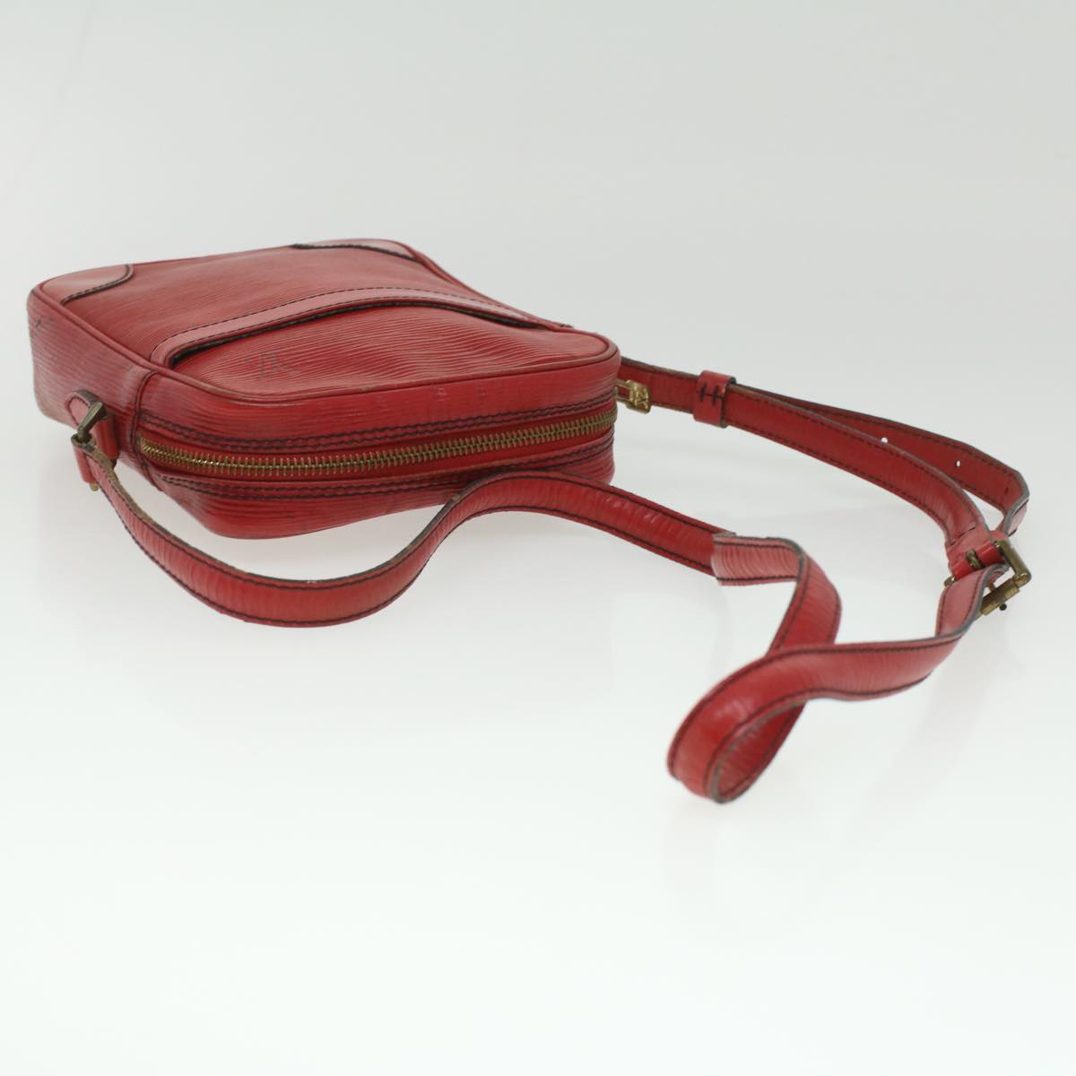 LOUIS VUITTON Epi Danube Shoulder Bag Red M45637 LV Auth th3362