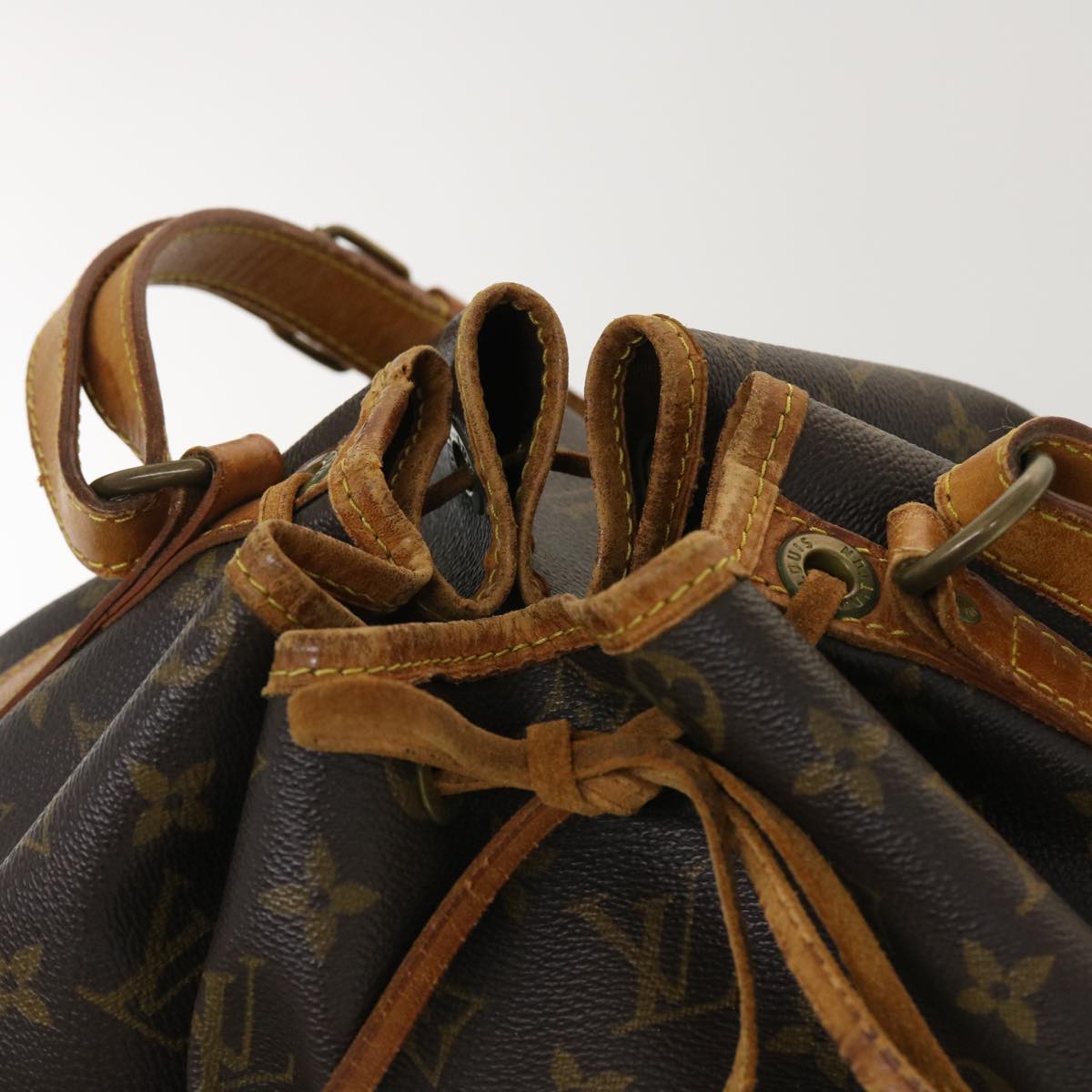 LOUIS VUITTON Monogram Noe Shoulder Bag M42224 LV Auth th3492